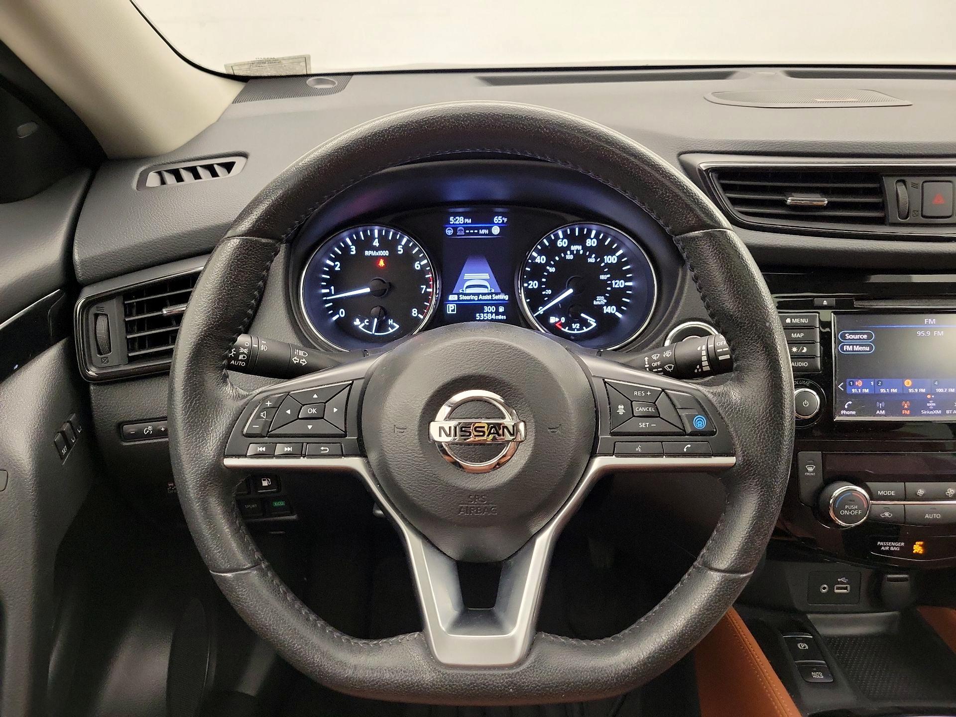 Thumbnail: 2019 Nissan Rogue - 10