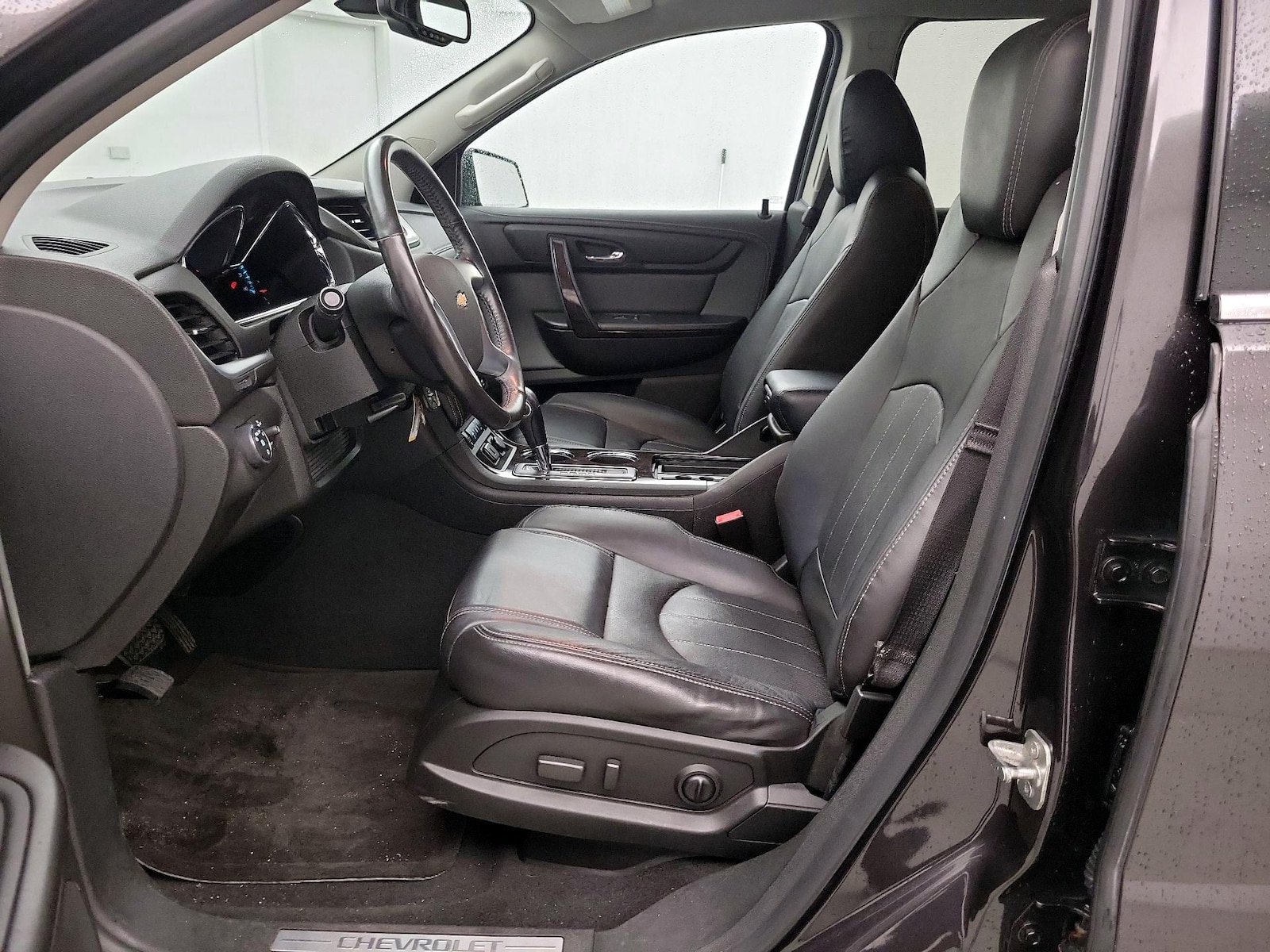 2017 Chevrolet Traverse Premier - Photo 12