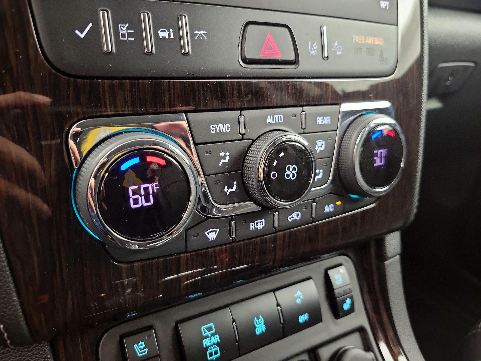 2017 Chevrolet Traverse Premier - Photo 17