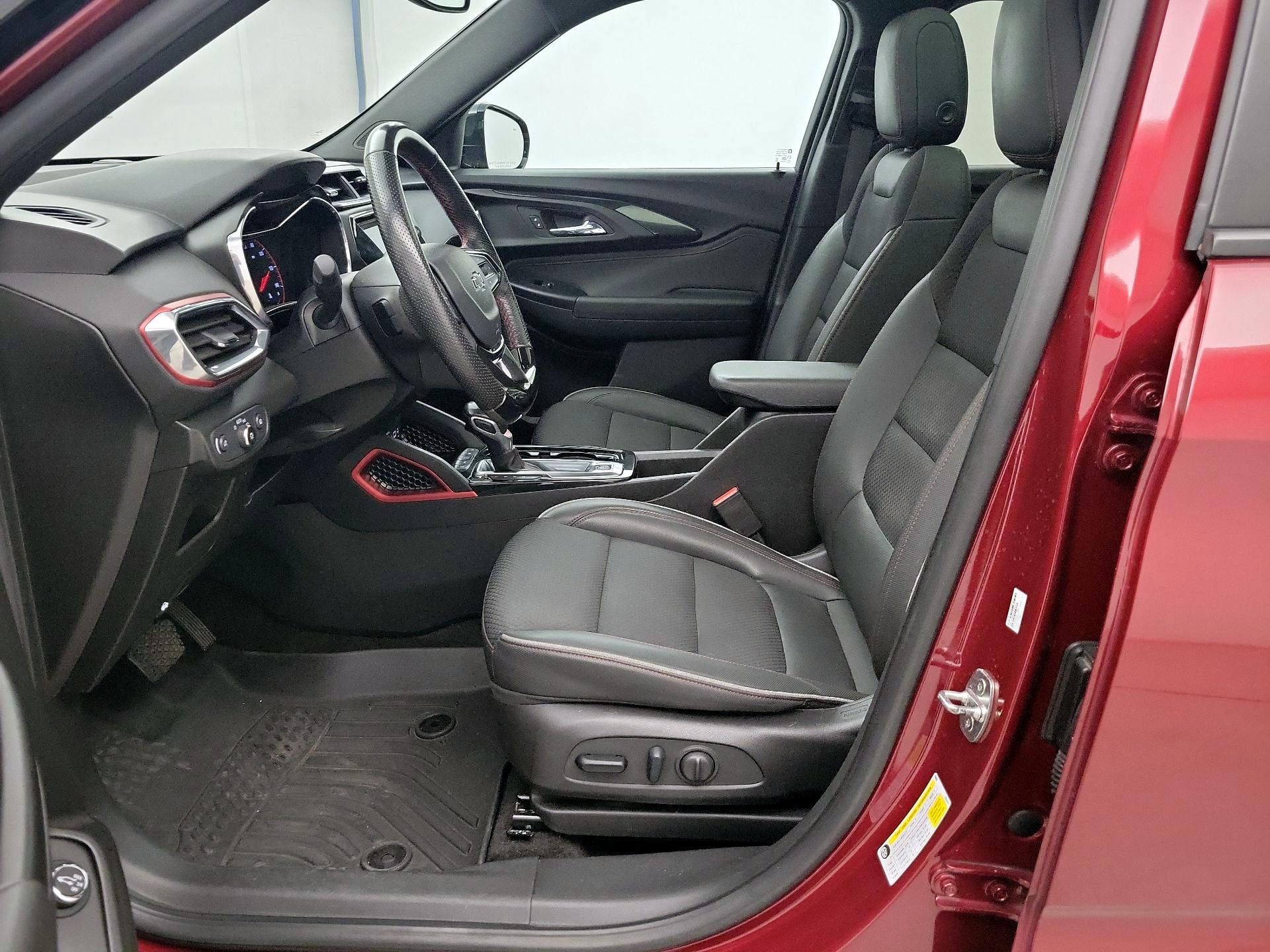 Thumbnail: 2023 Chevrolet TrailBlazer - 11