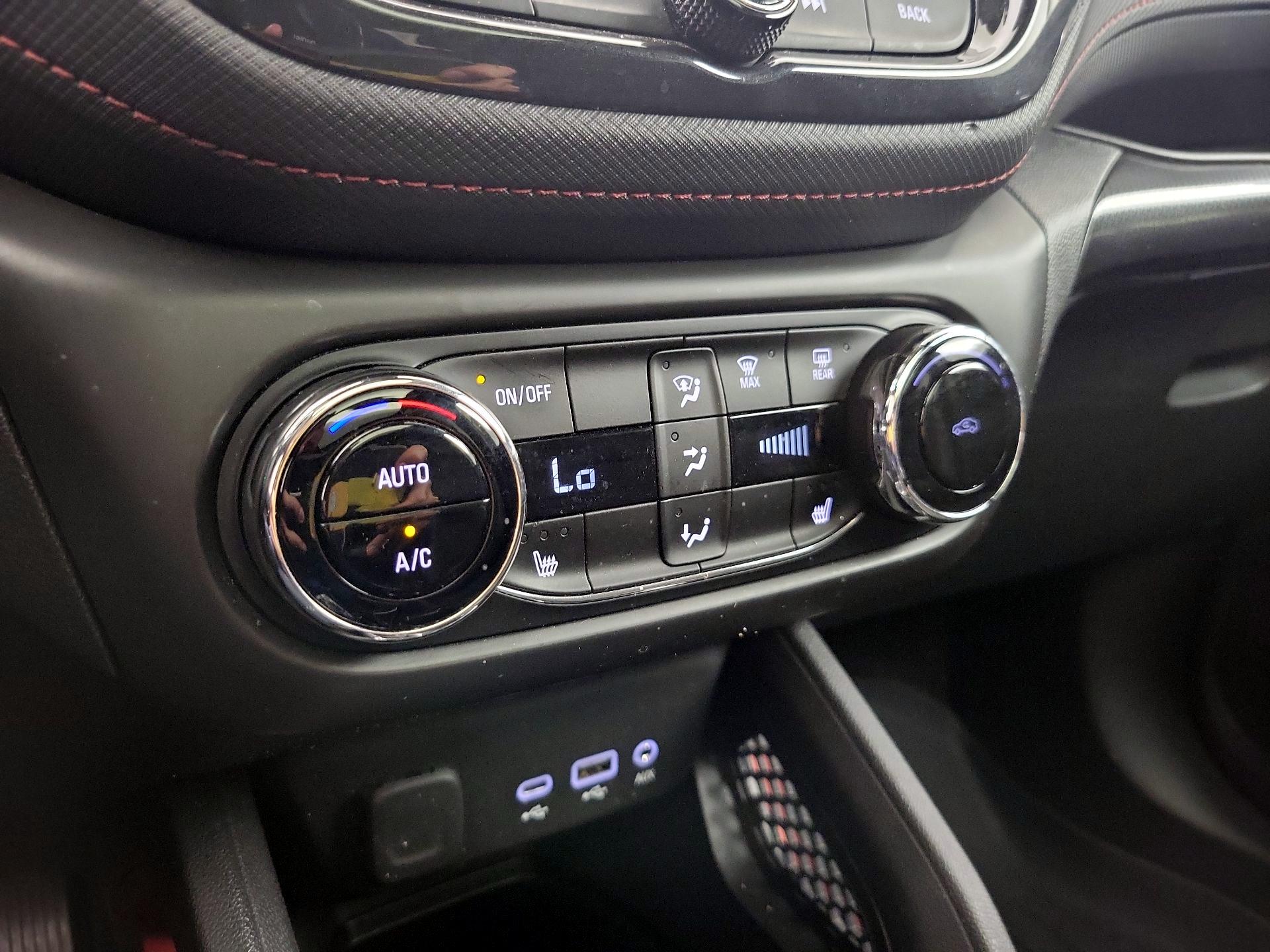 Thumbnail: 2023 Chevrolet TrailBlazer - 16