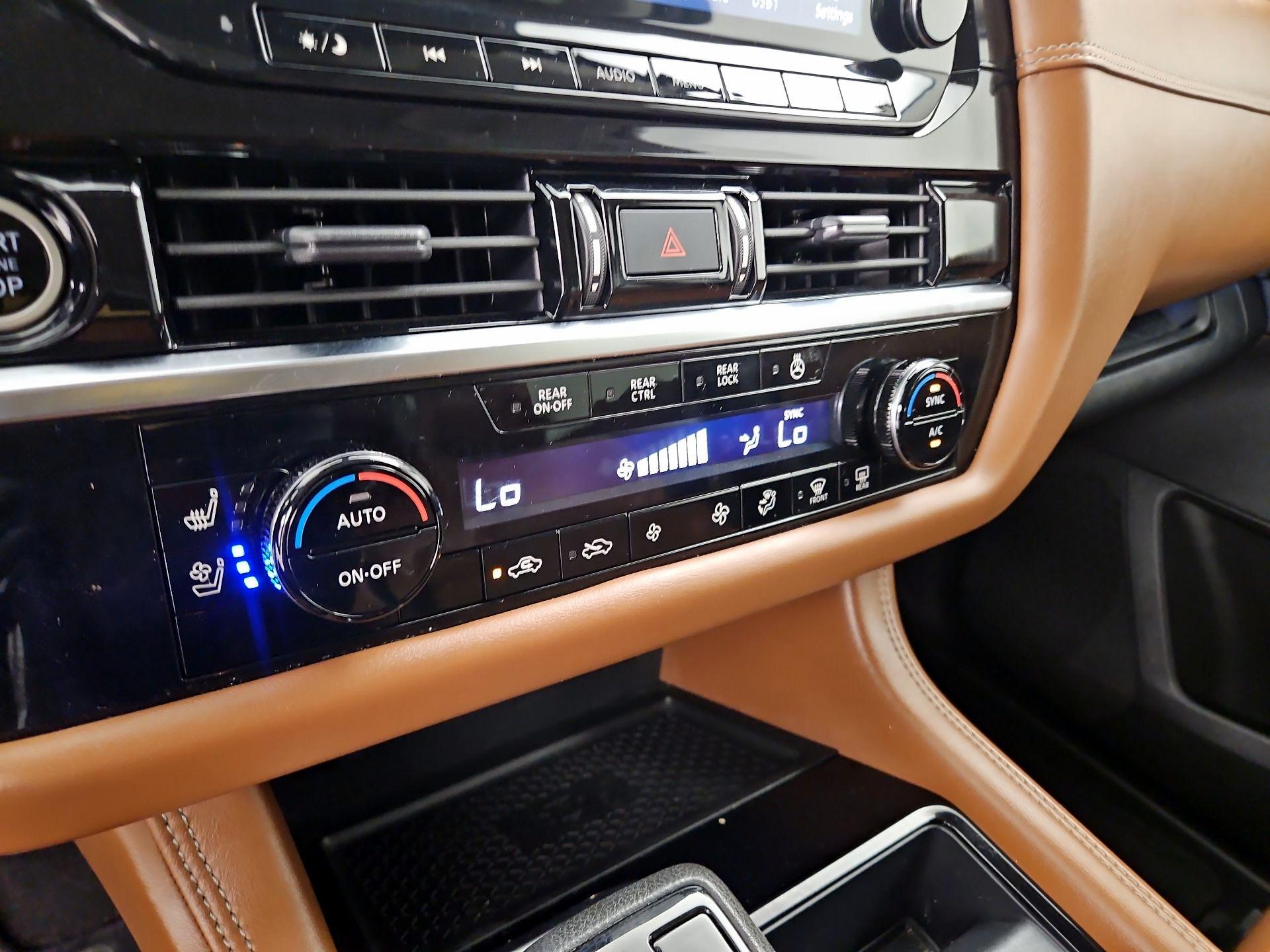 Thumbnail: 2023 Nissan Pathfinder - 14