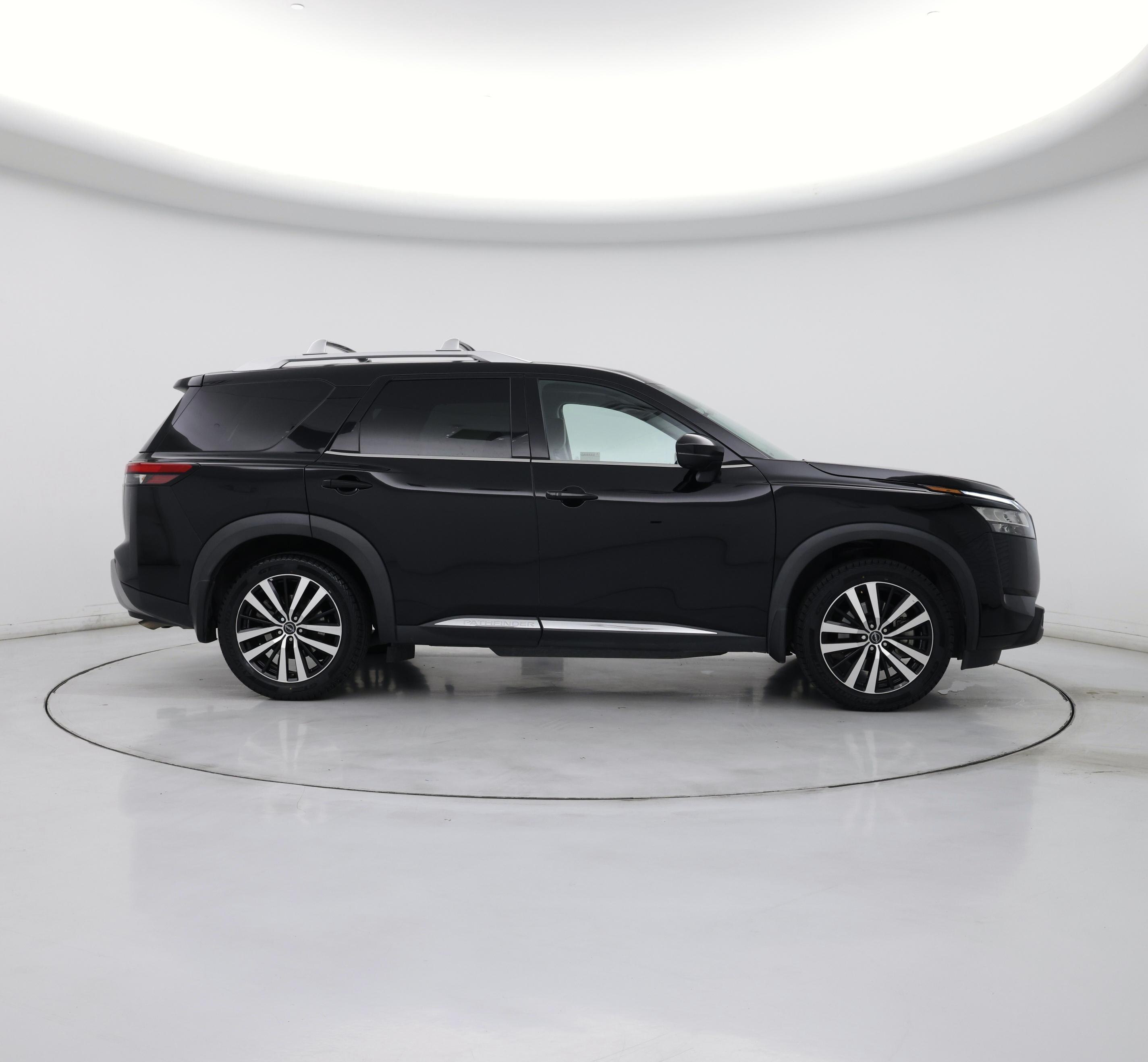 Thumbnail: 2023 Nissan Pathfinder - 7