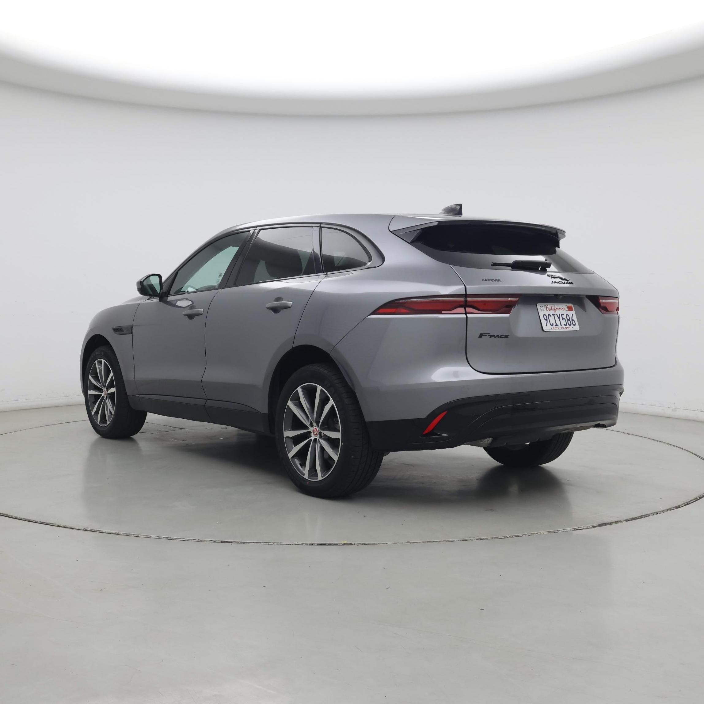 Thumbnail: 2022 Jaguar F-Pace - 2