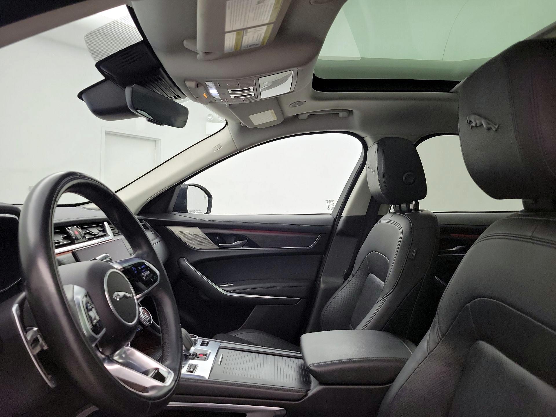 Thumbnail: 2022 Jaguar F-Pace - 20