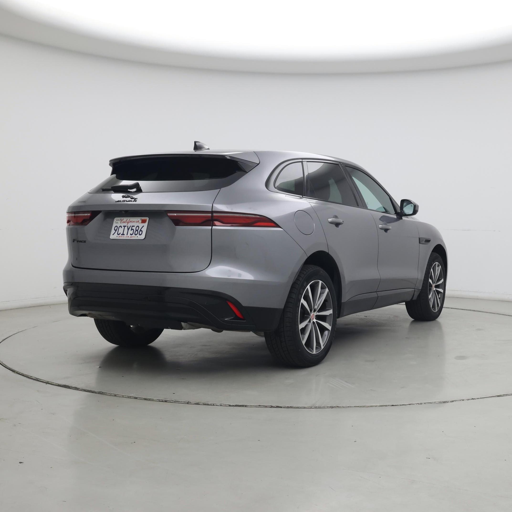 Thumbnail: 2022 Jaguar F-Pace - 8