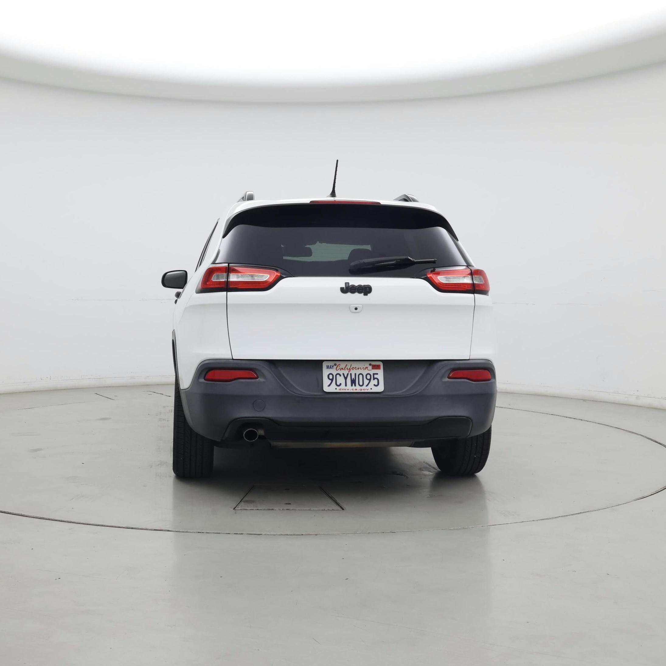 Thumbnail: 2016 Jeep Cherokee - 6