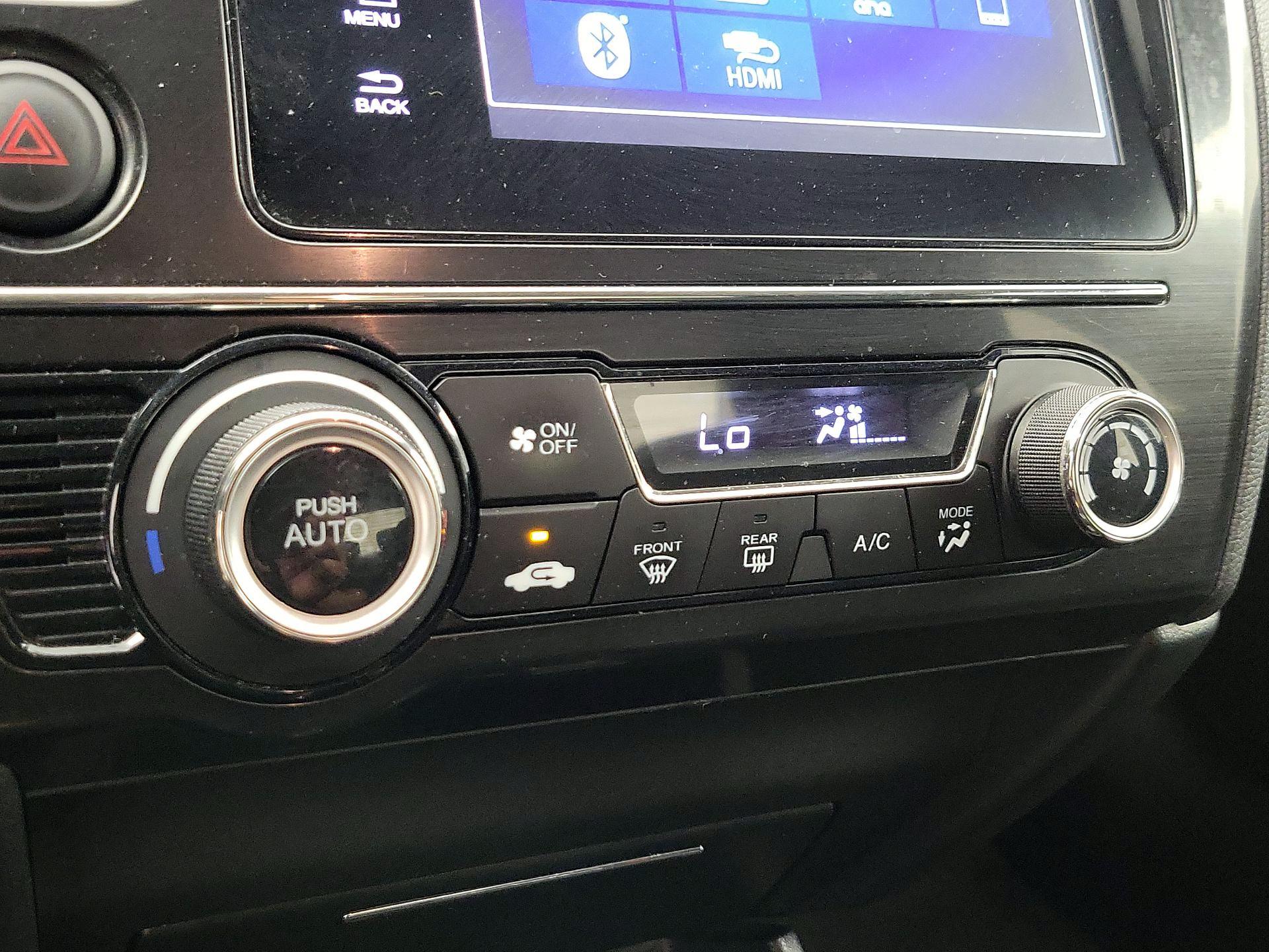 Thumbnail: 2015 Honda Civic - 16