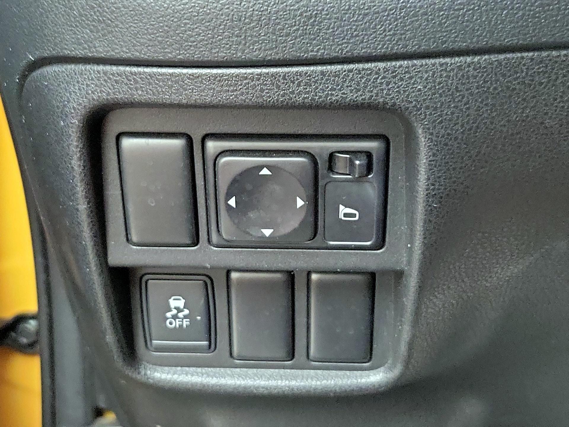 Thumbnail: 2015 Nissan Juke - 13