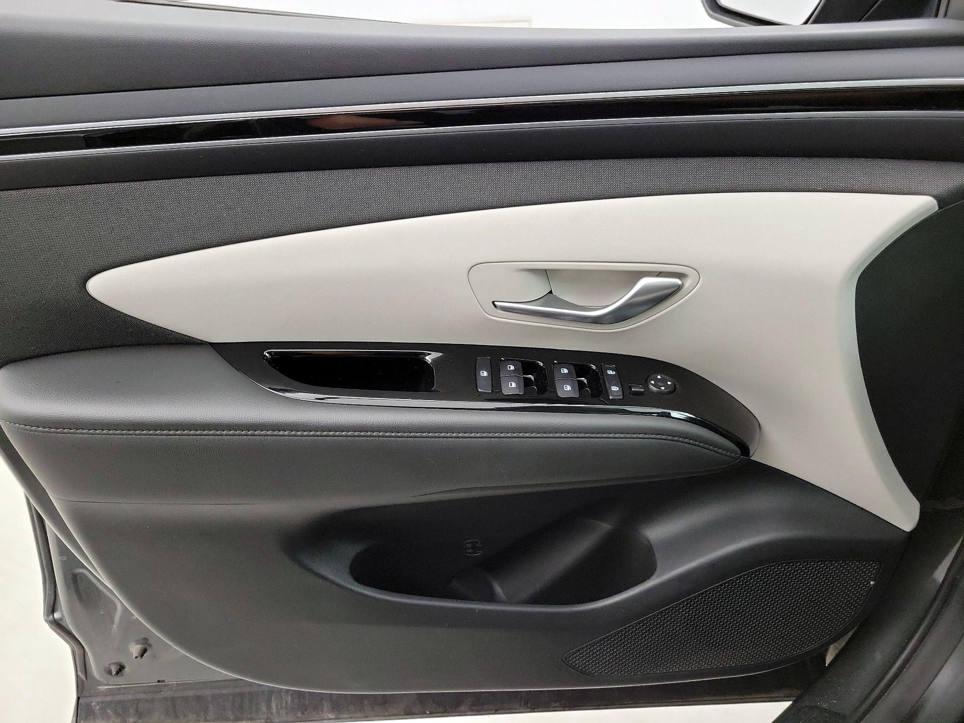 Thumbnail: 2023 Hyundai Tucson - 12