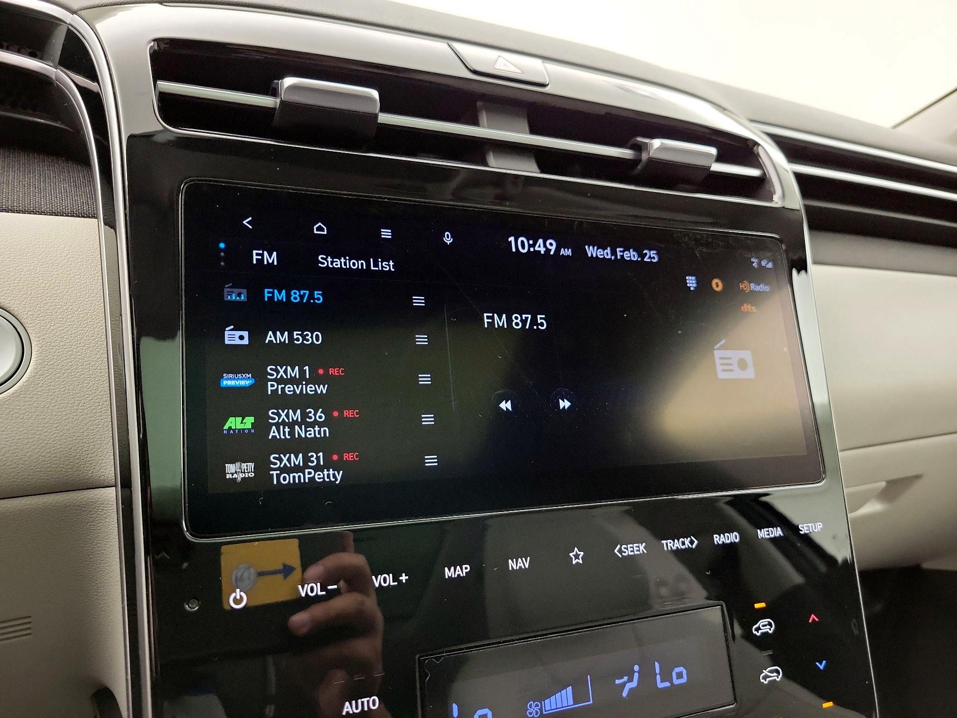 Thumbnail: 2023 Hyundai Tucson - 16