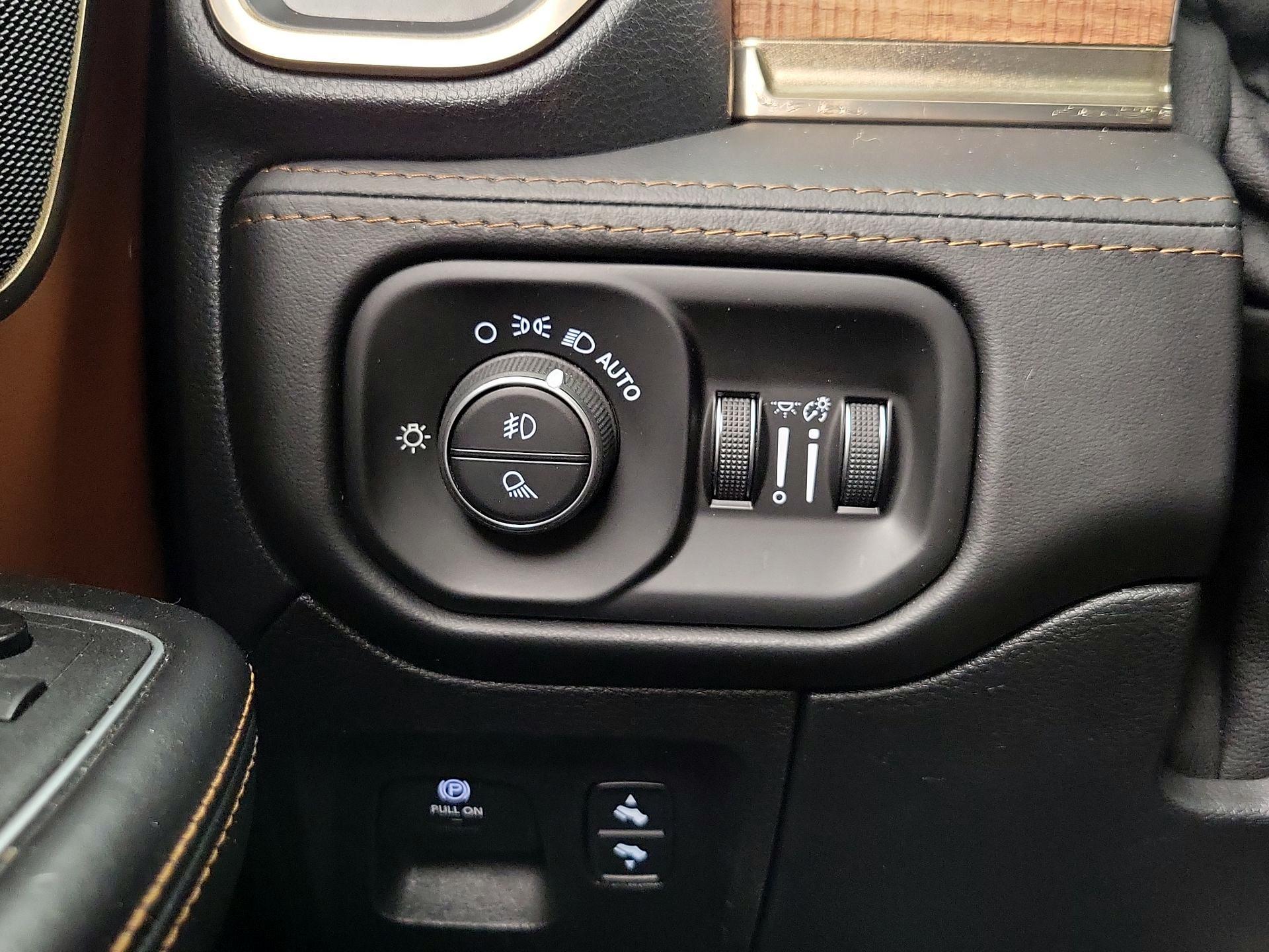 Thumbnail: 2021 RAM 1500 - 13