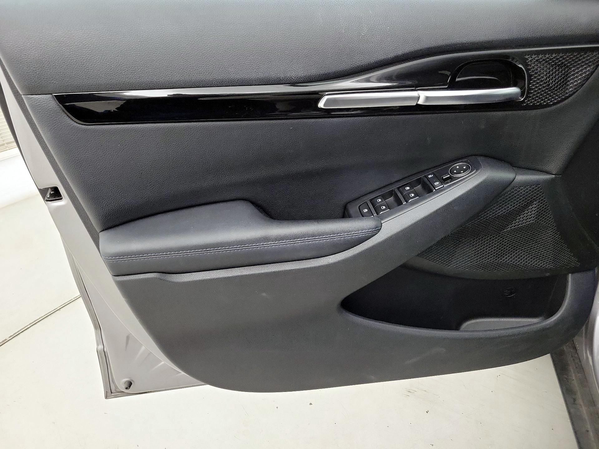 Thumbnail: 2022 Kia Seltos - 12