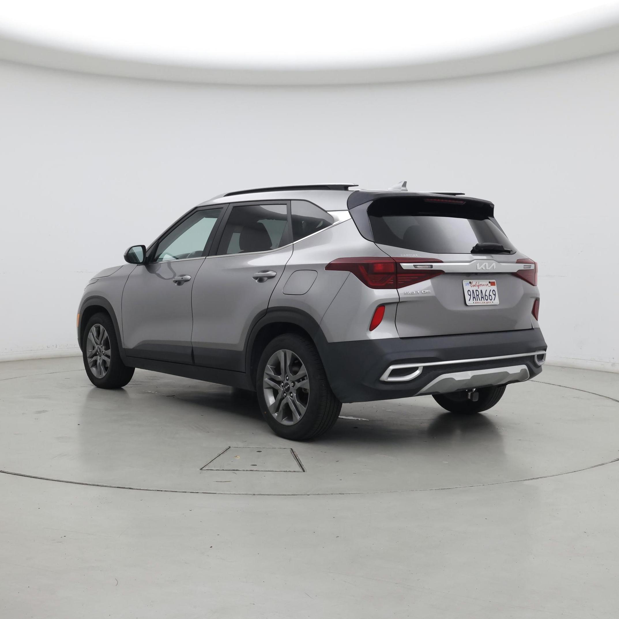 Thumbnail: 2022 Kia Seltos - 2