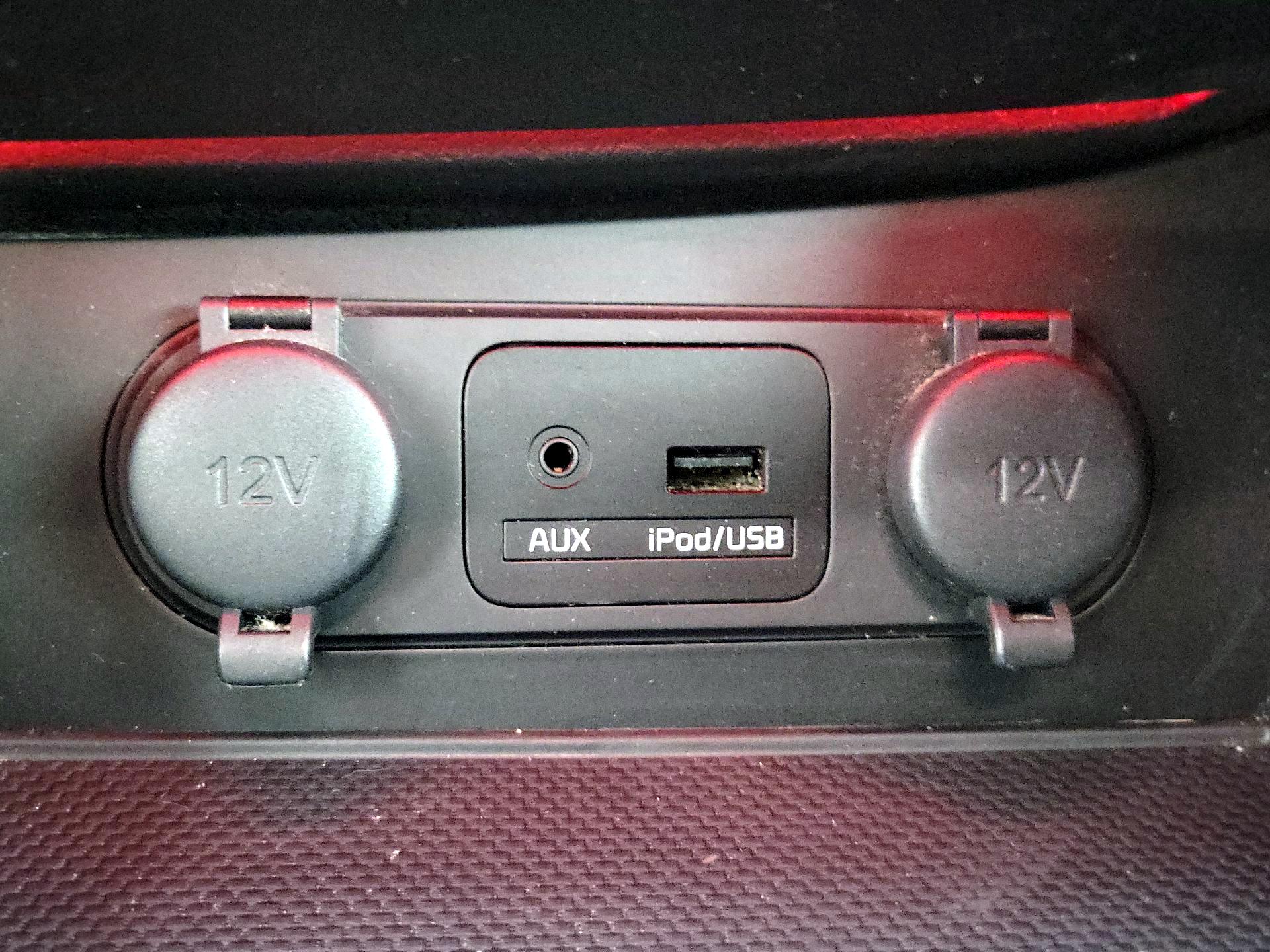 Thumbnail: 2014 Kia Optima - 18