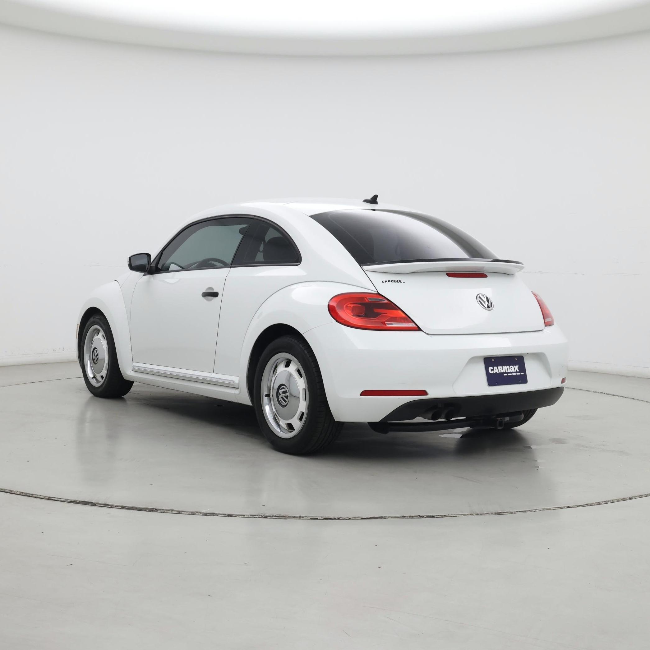 Thumbnail: 2015 Volkswagen Beetle - 2