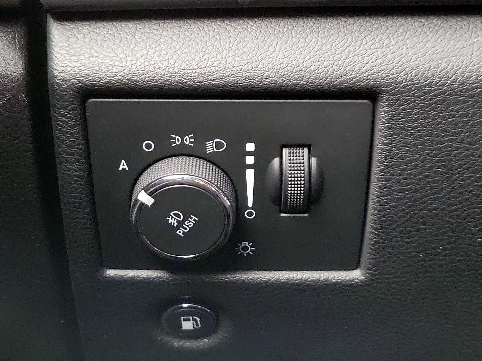 Thumbnail: 2022 Jeep Grand Cherokee - 13