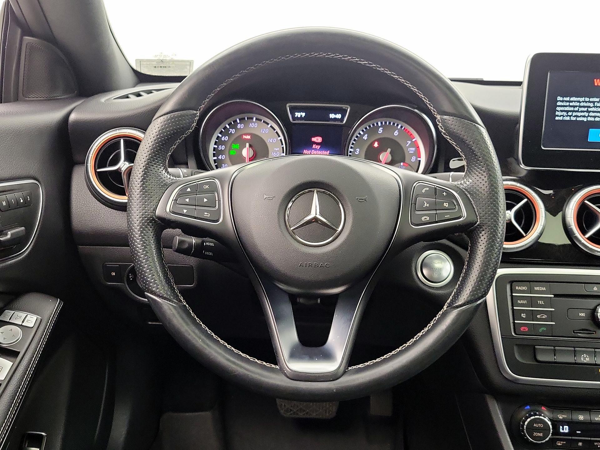 Thumbnail: 2015 Mercedes-Benz CLA - 10