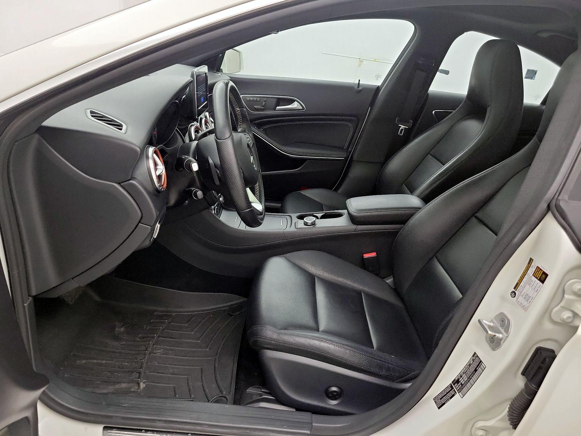 Thumbnail: 2015 Mercedes-Benz CLA - 11