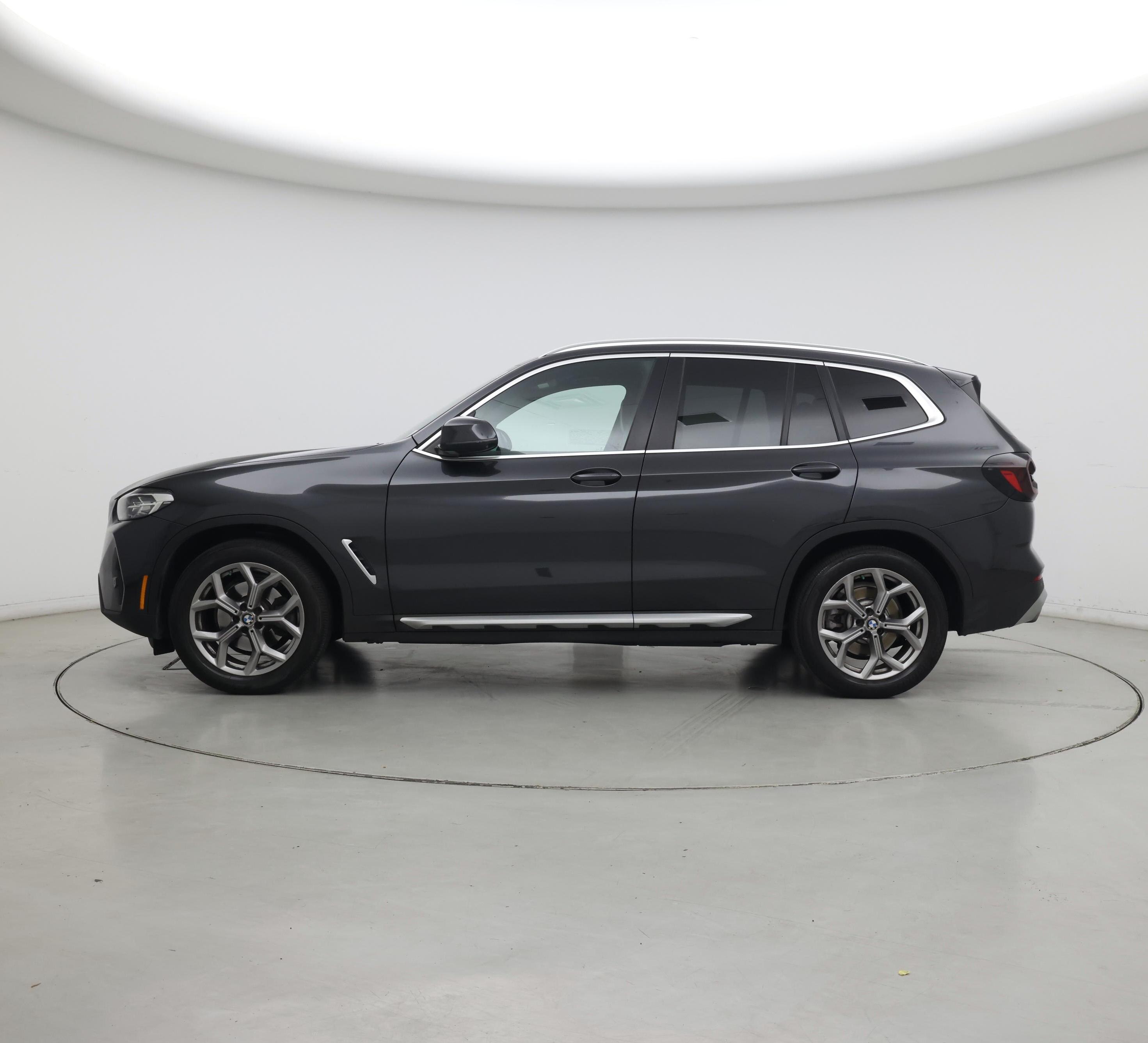 Thumbnail: 2023 BMW X3 - 3