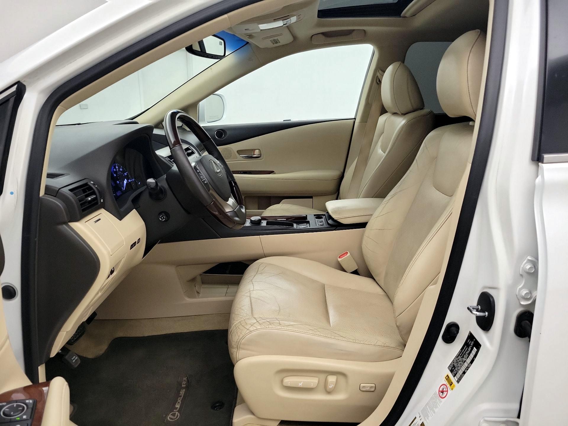 Thumbnail: 2015 Lexus RX - 11