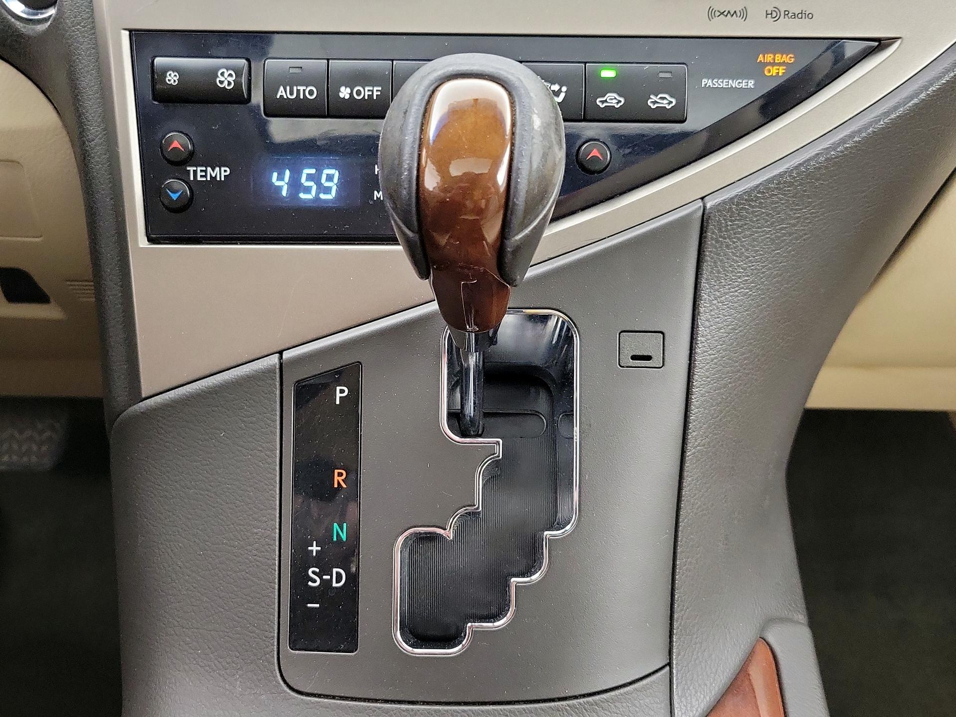 Thumbnail: 2015 Lexus RX - 17