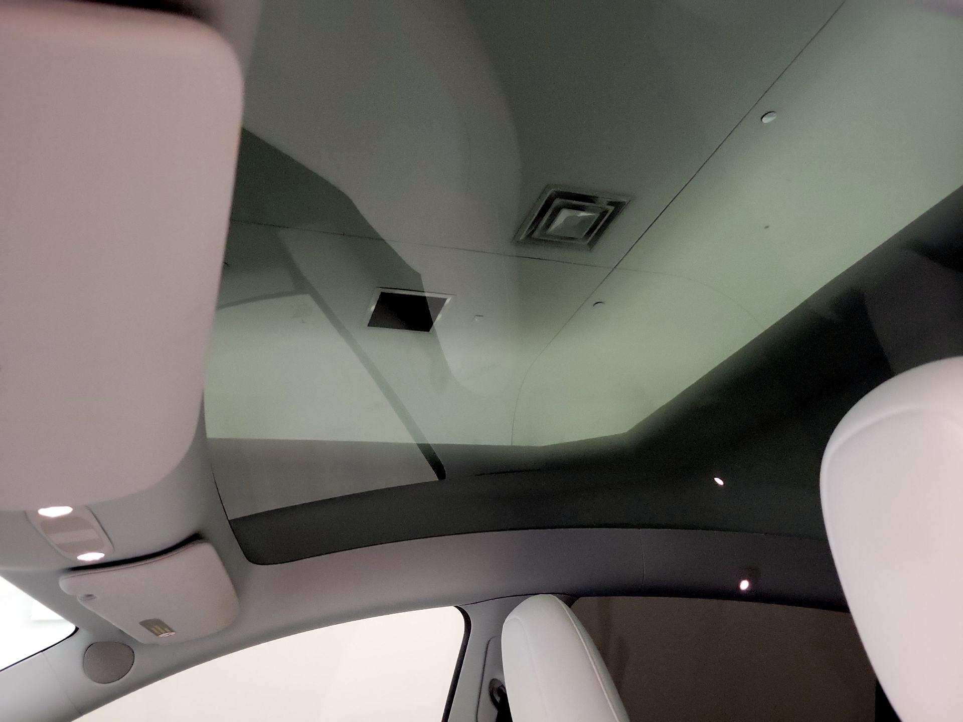 Thumbnail: 2023 Tesla Model Y - 18