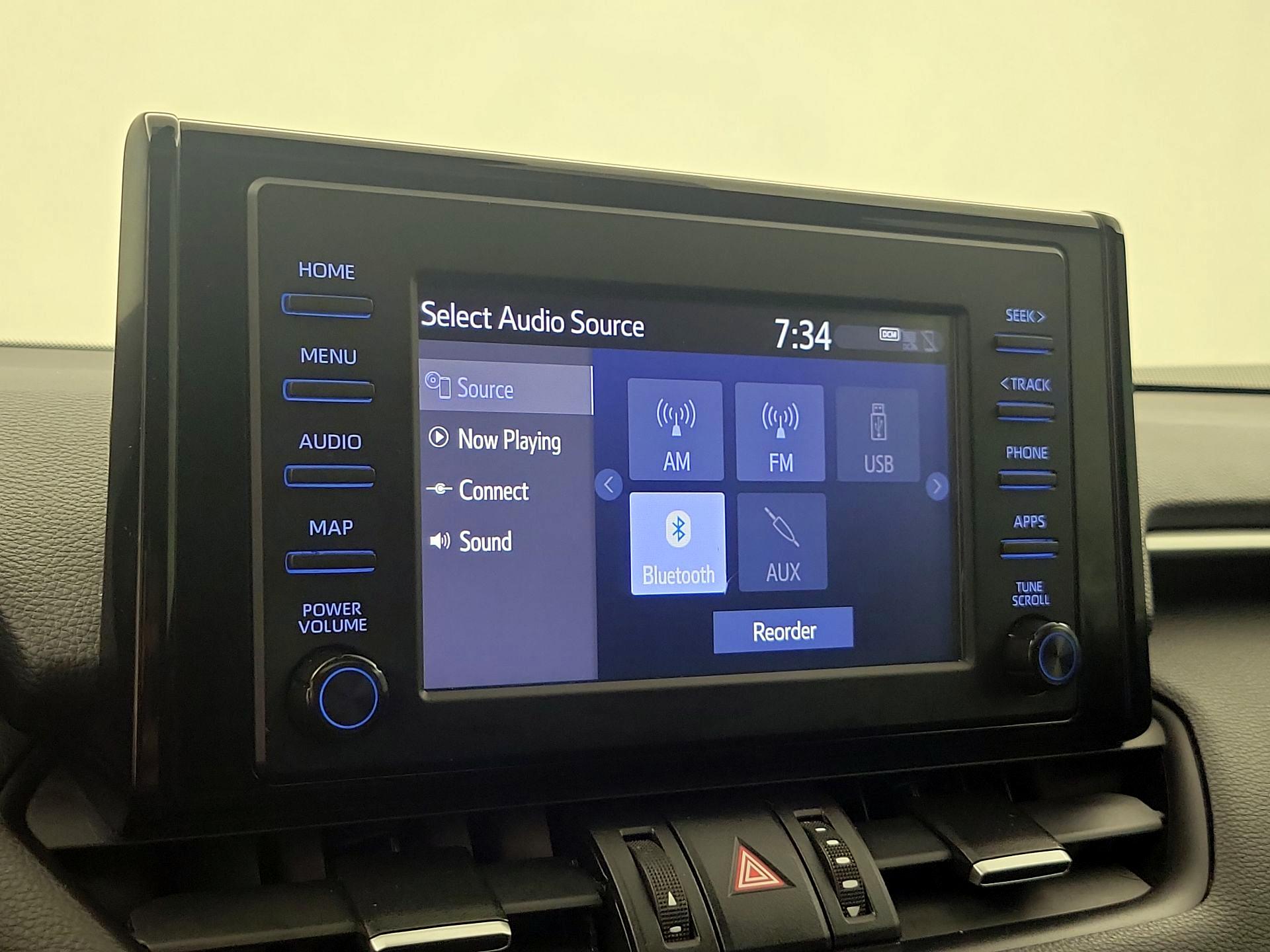 Thumbnail: 2019 Toyota RAV4 - 15