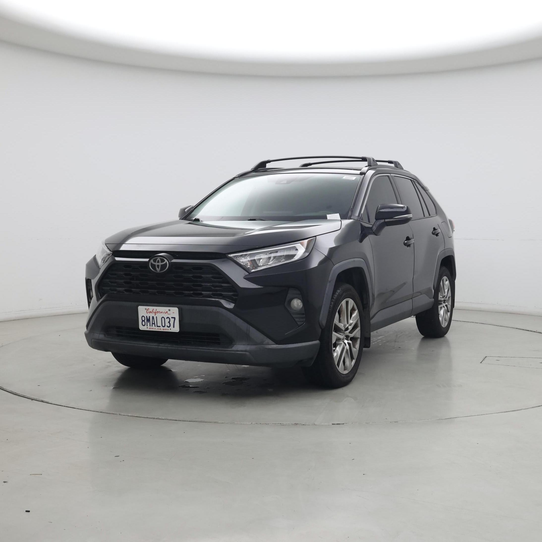 Thumbnail: 2019 Toyota RAV4 - 4