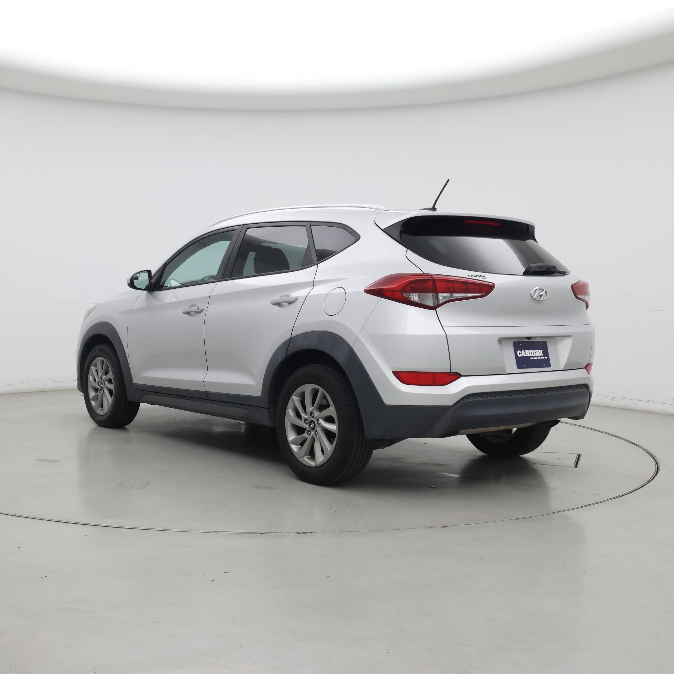 Thumbnail: 2016 Hyundai Tucson - 2