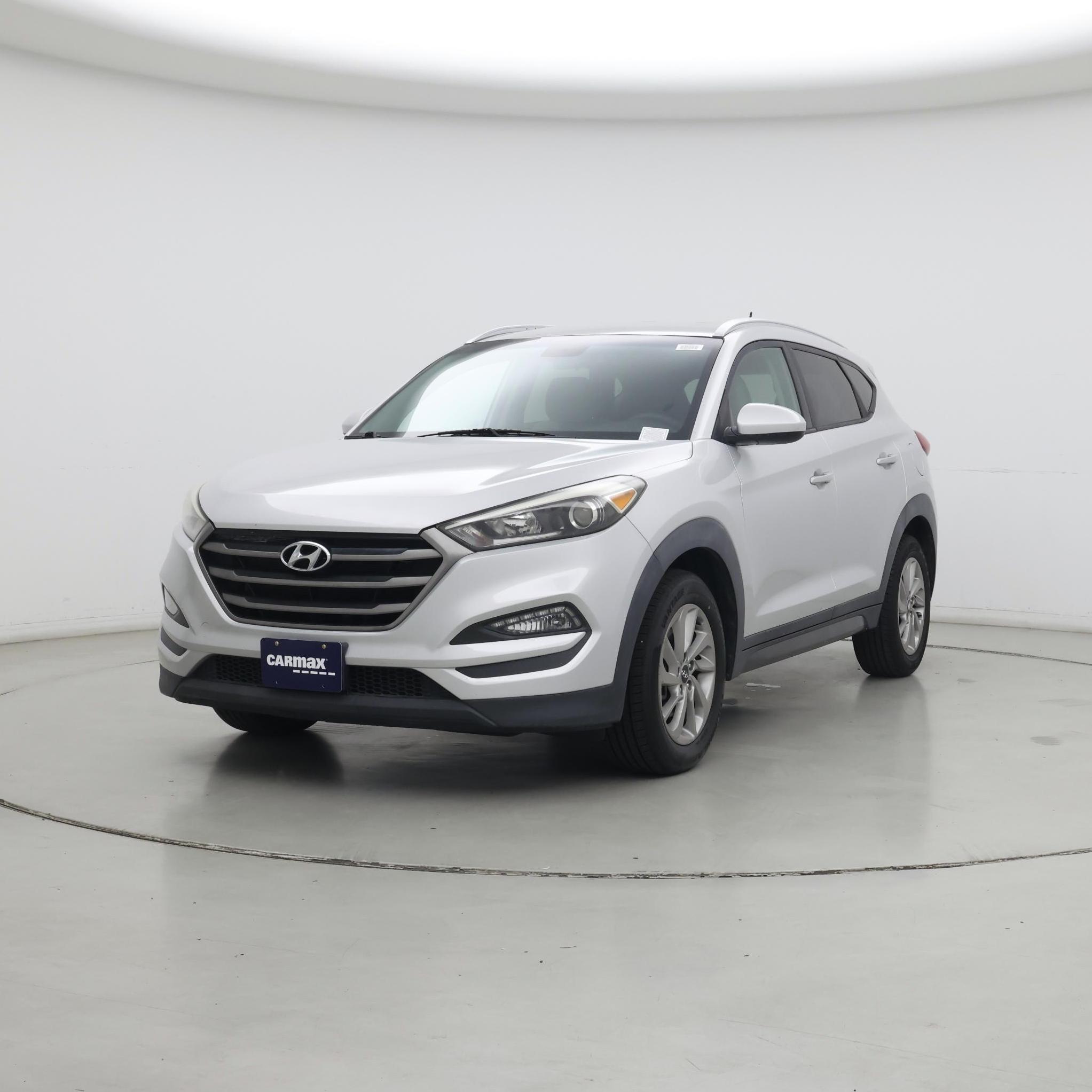 Thumbnail: 2016 Hyundai Tucson - 4