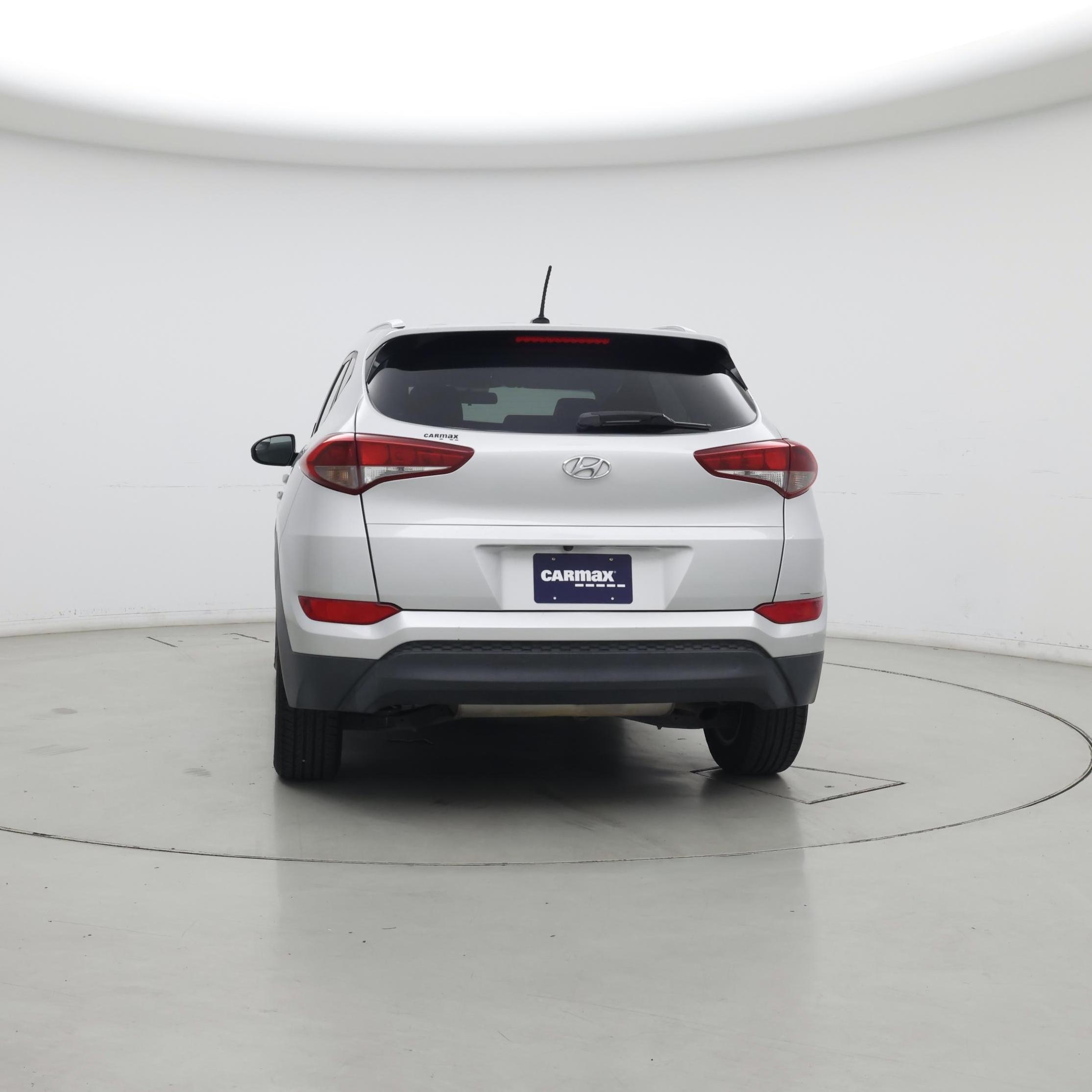 Thumbnail: 2016 Hyundai Tucson - 6