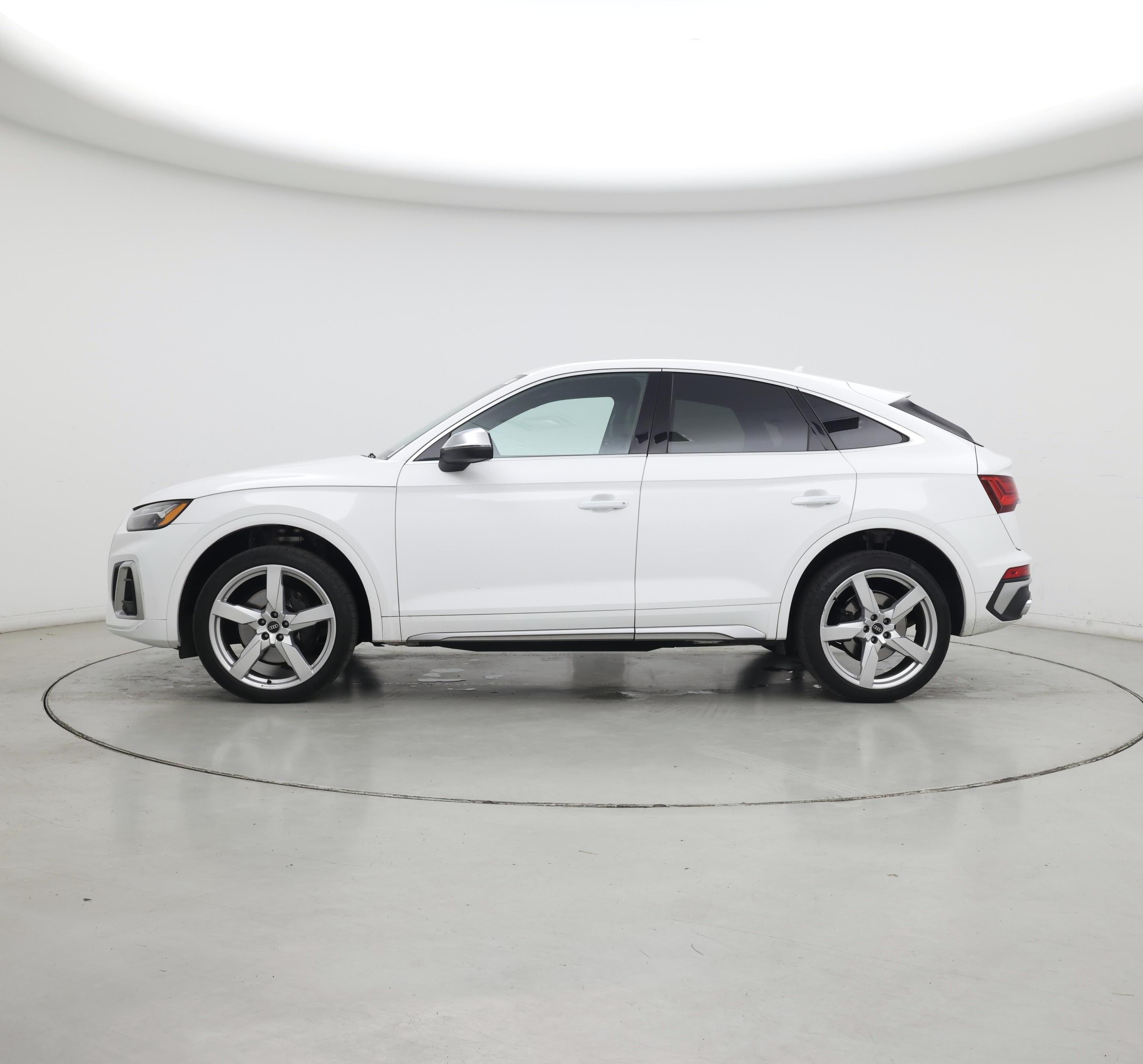 Thumbnail: 2022 Audi SQ5 - 3