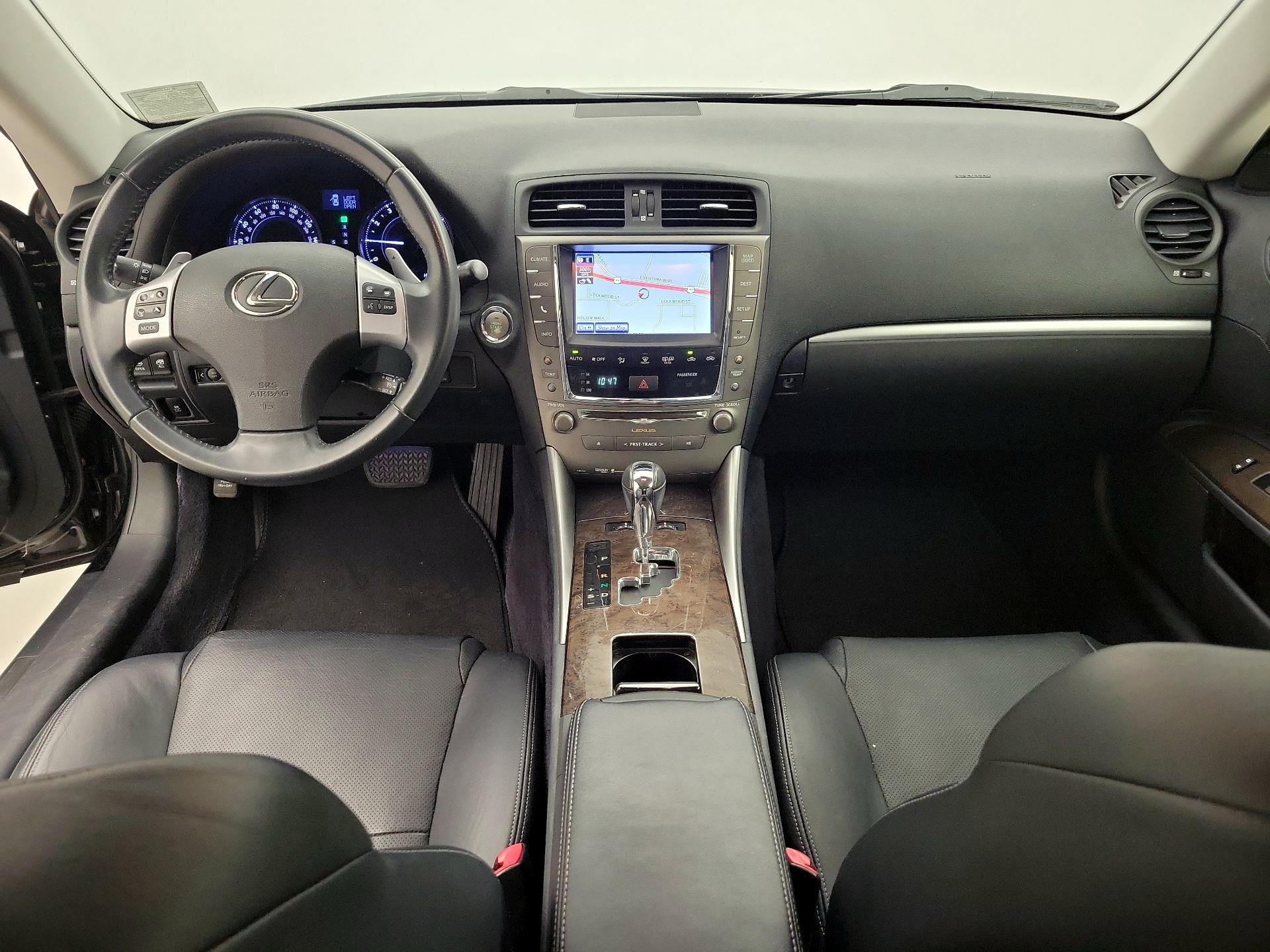 Thumbnail: 2015 Lexus IS - 9