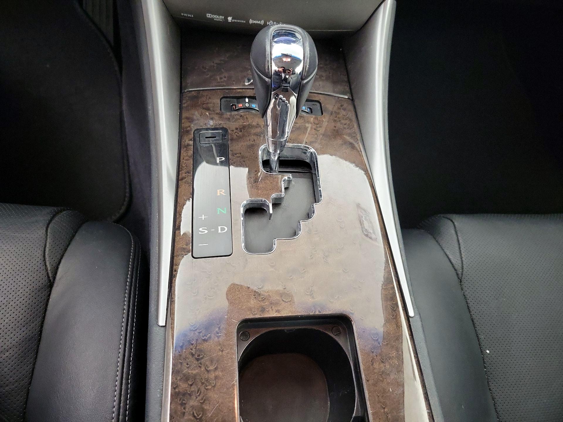 Thumbnail: 2015 Lexus IS - 18