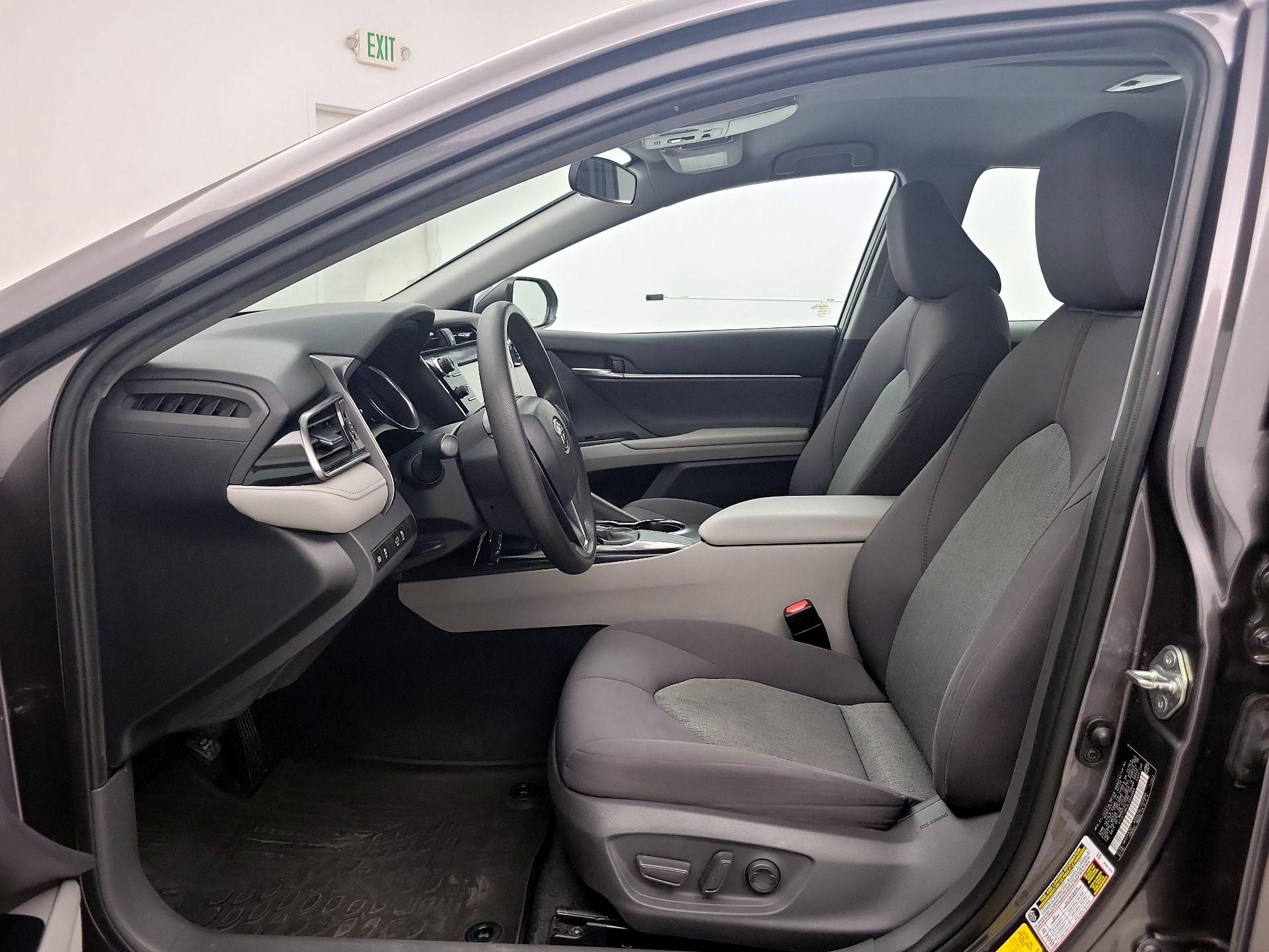 Thumbnail: 2020 Toyota Camry - 11