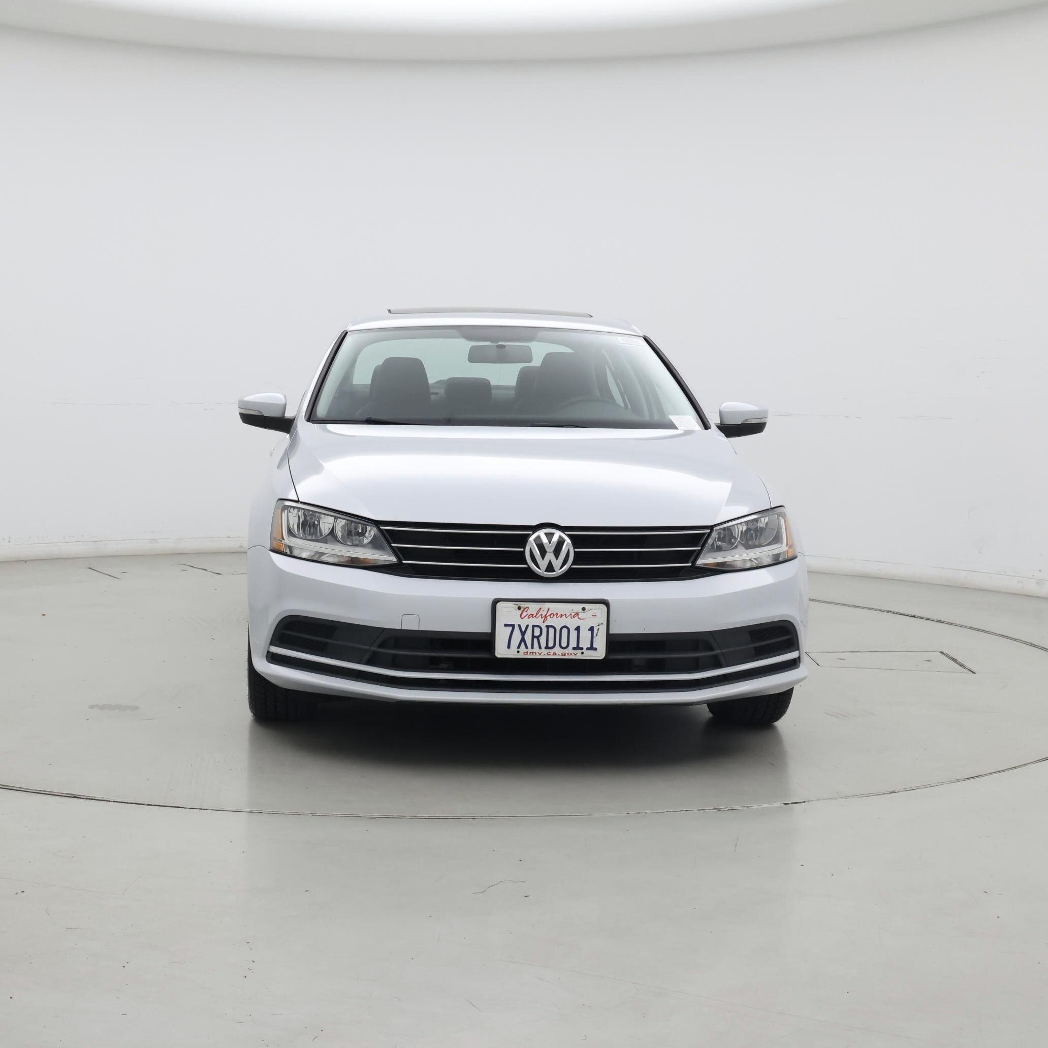 Thumbnail: 2017 Volkswagen Jetta - 5
