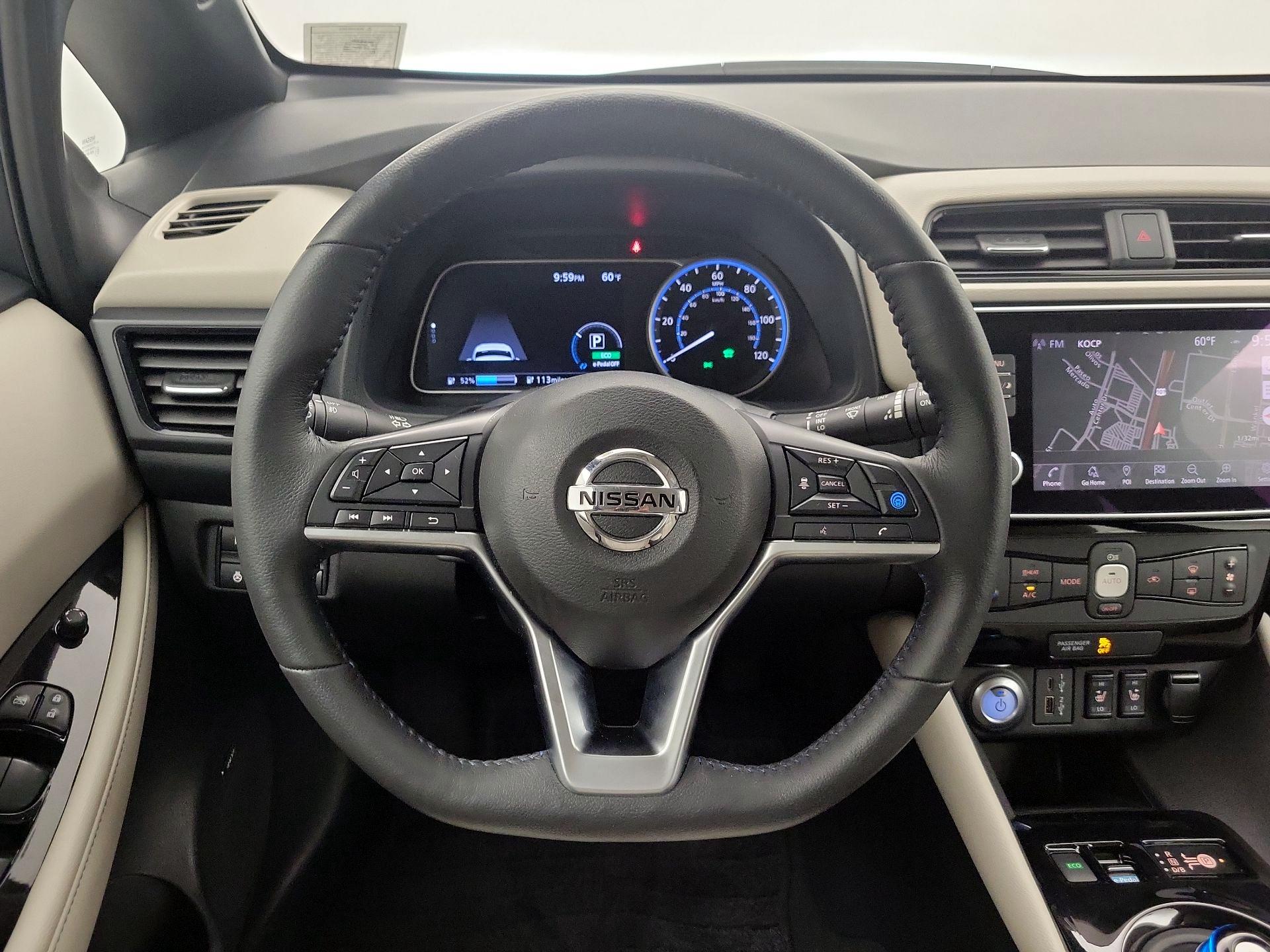 Thumbnail: 2020 Nissan Leaf - 10