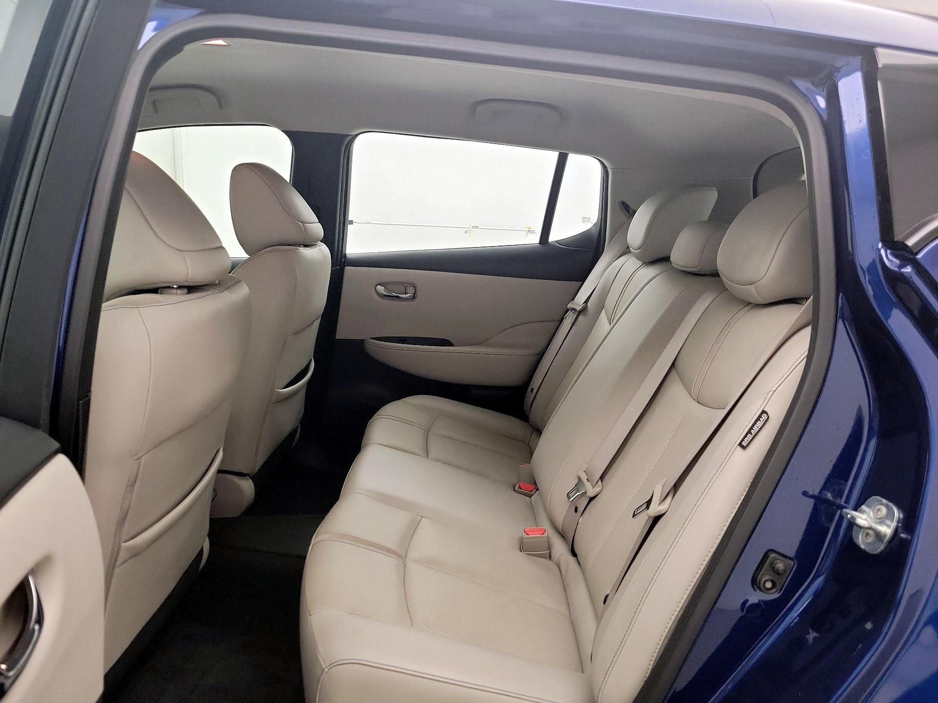 Thumbnail: 2020 Nissan Leaf - 20