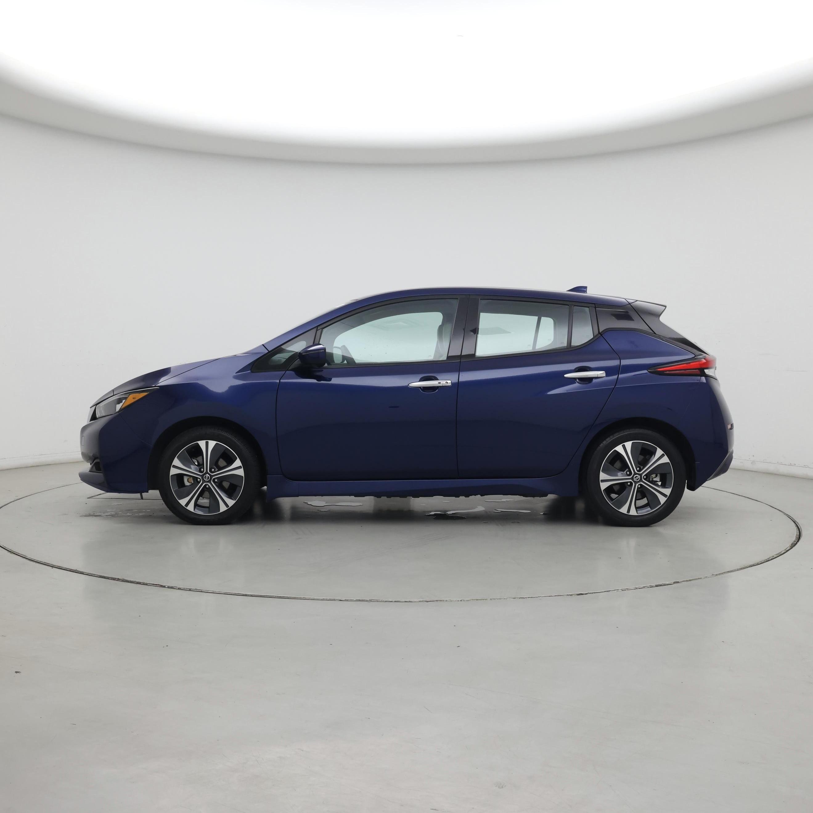 Thumbnail: 2020 Nissan Leaf - 3