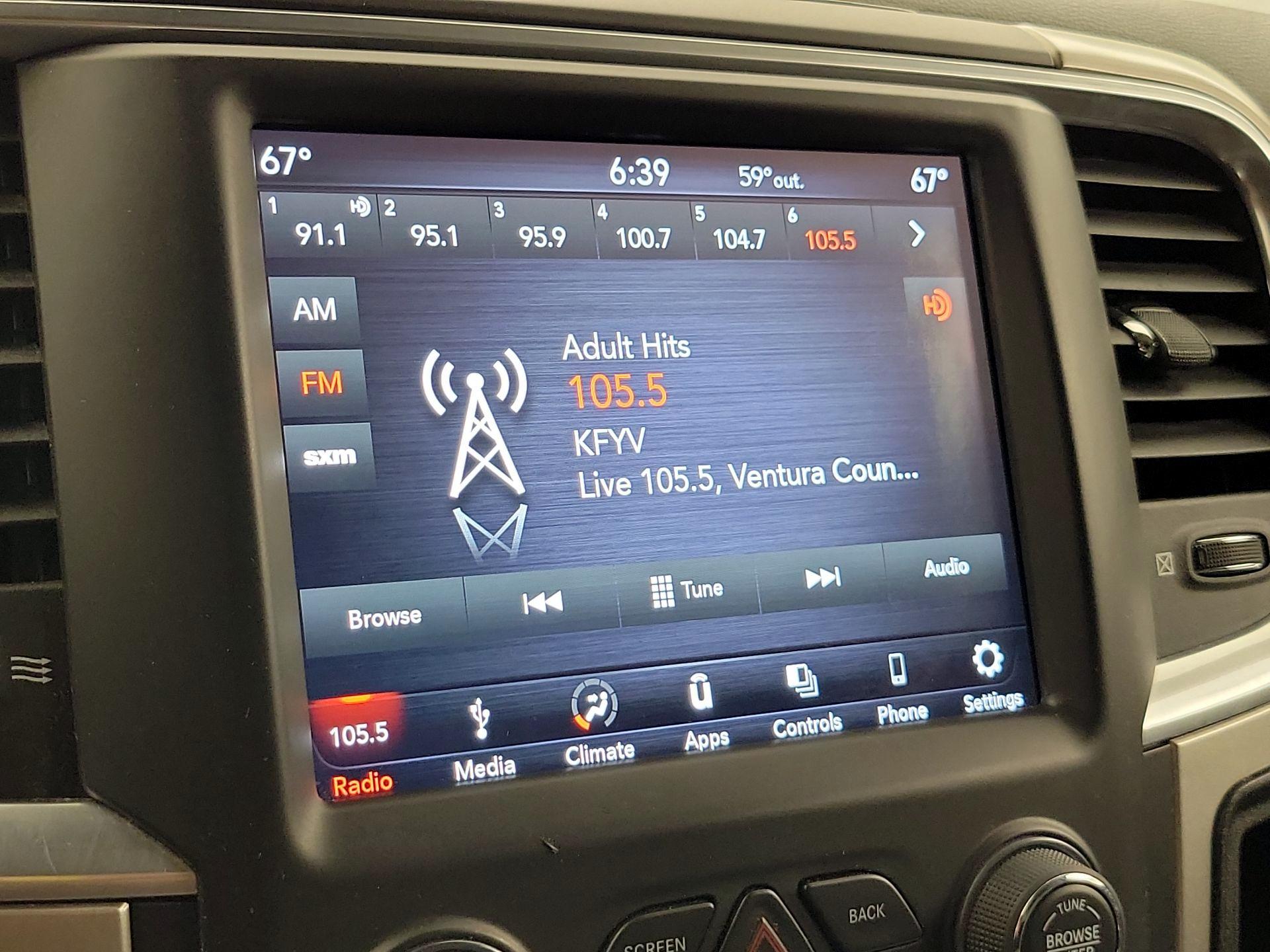 Thumbnail: 2019 RAM 1500 Classic - 15