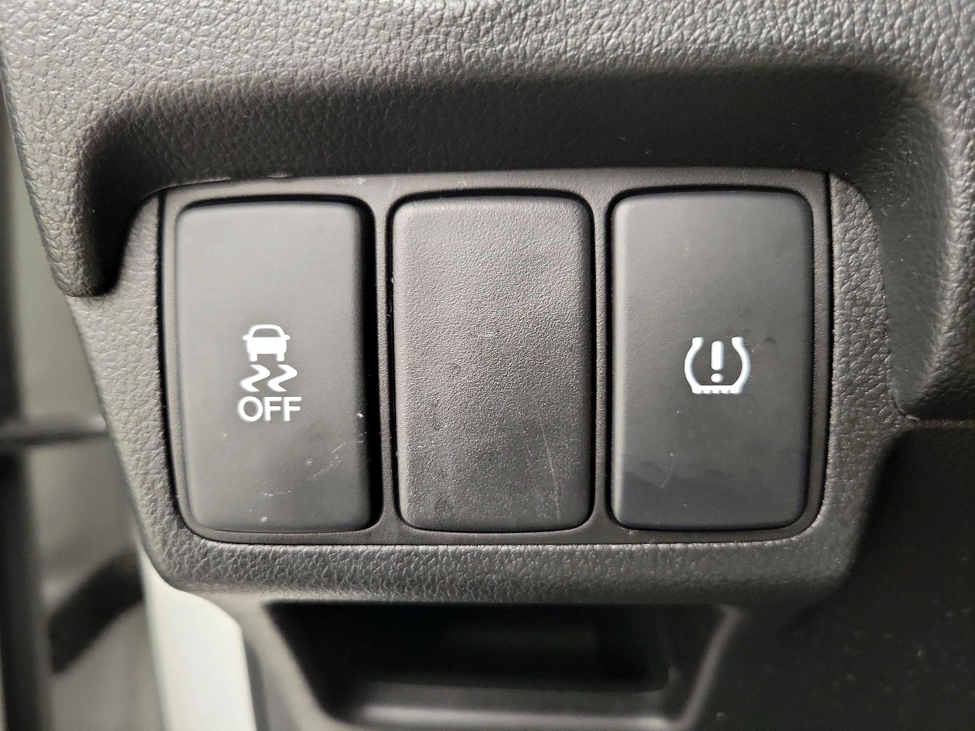 Thumbnail: 2016 Honda CR-V - 13