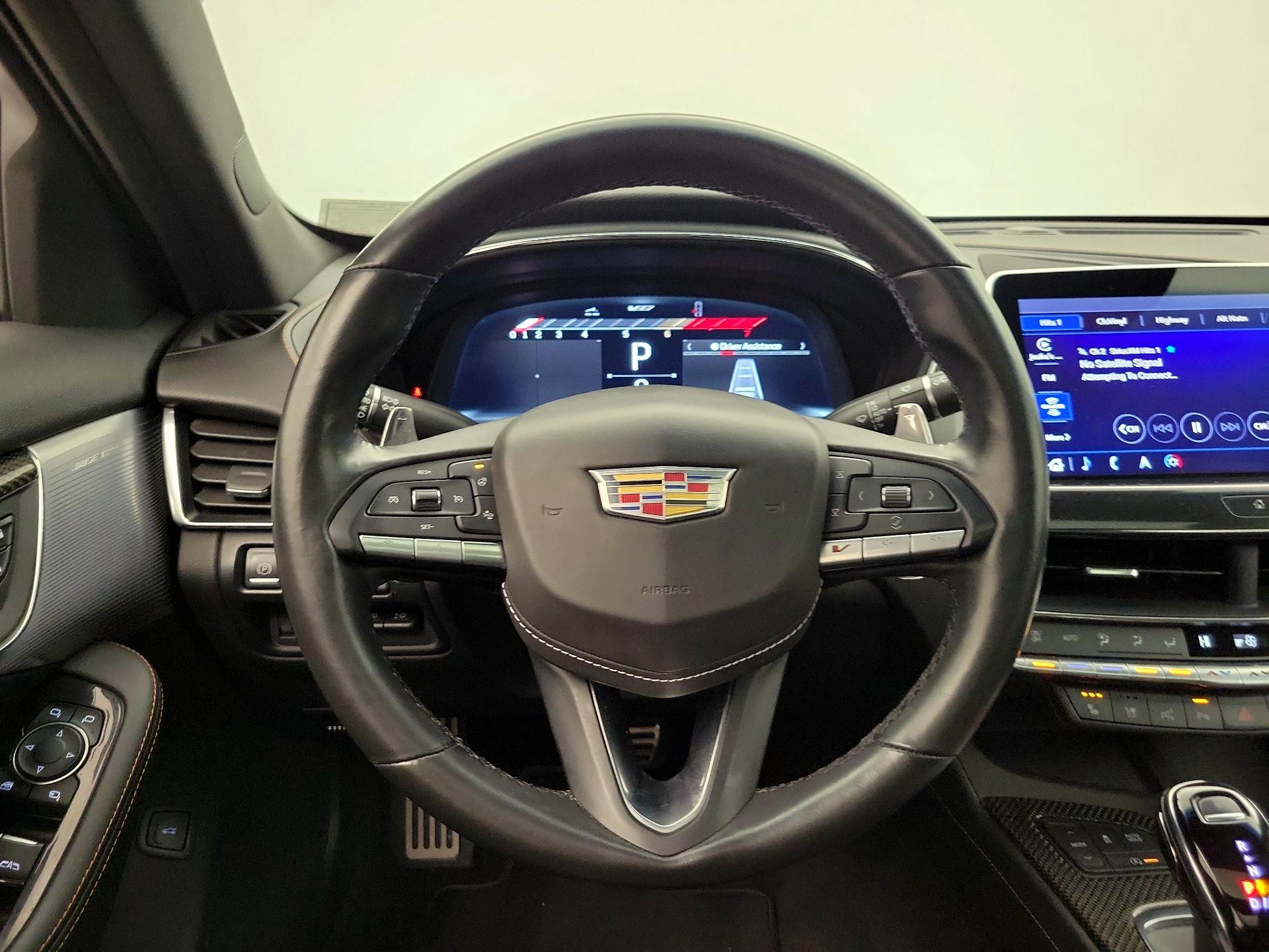 Thumbnail: 2023 Cadillac CT5 - 10