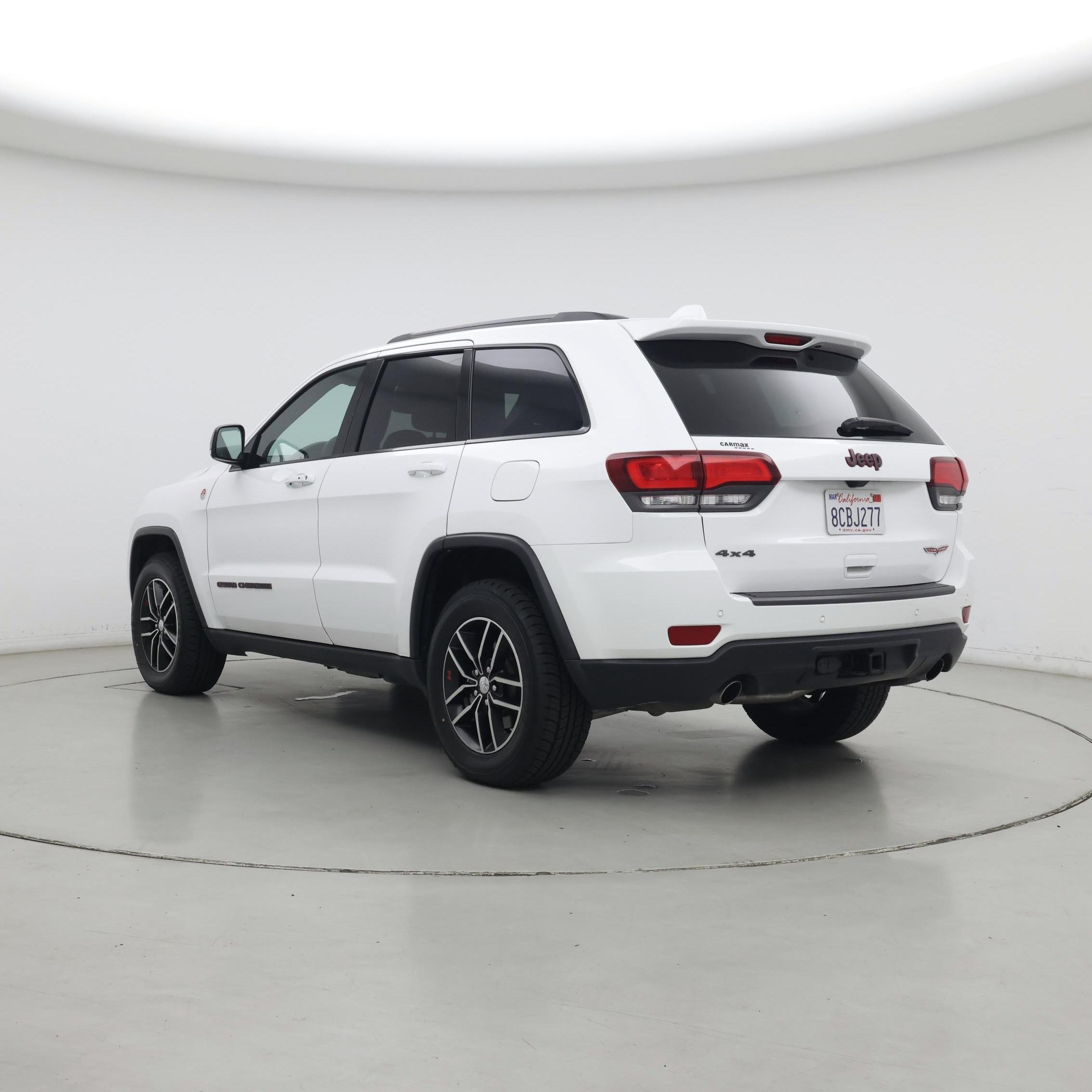 Thumbnail: 2018 Jeep Grand Cherokee - 2