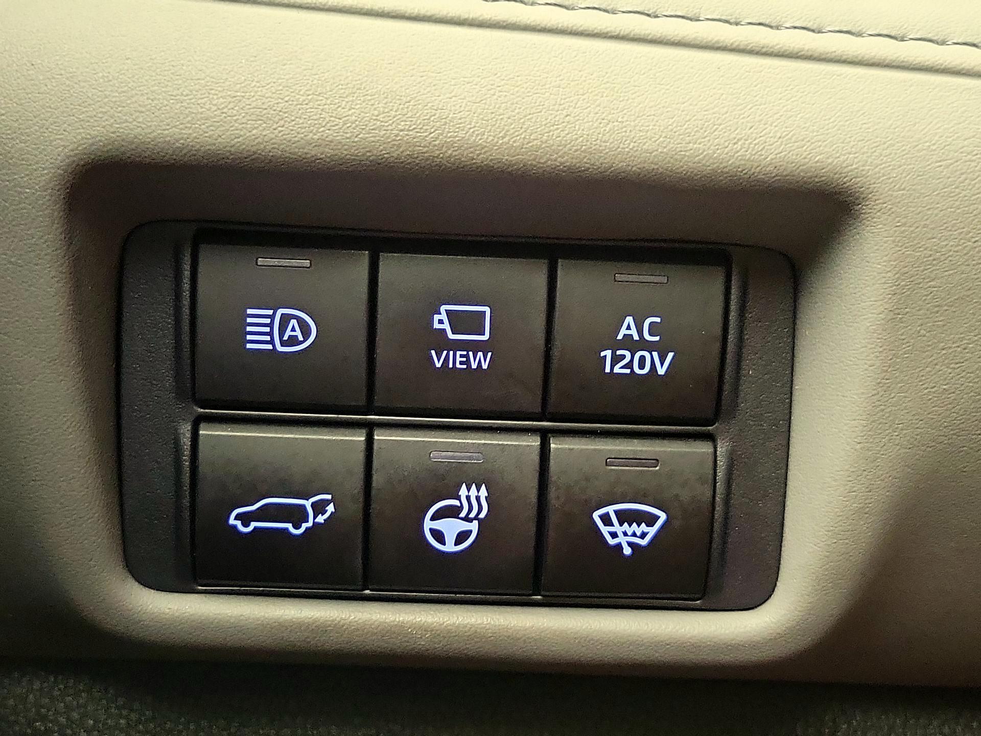 Thumbnail: 2021 Toyota Highlander - 13