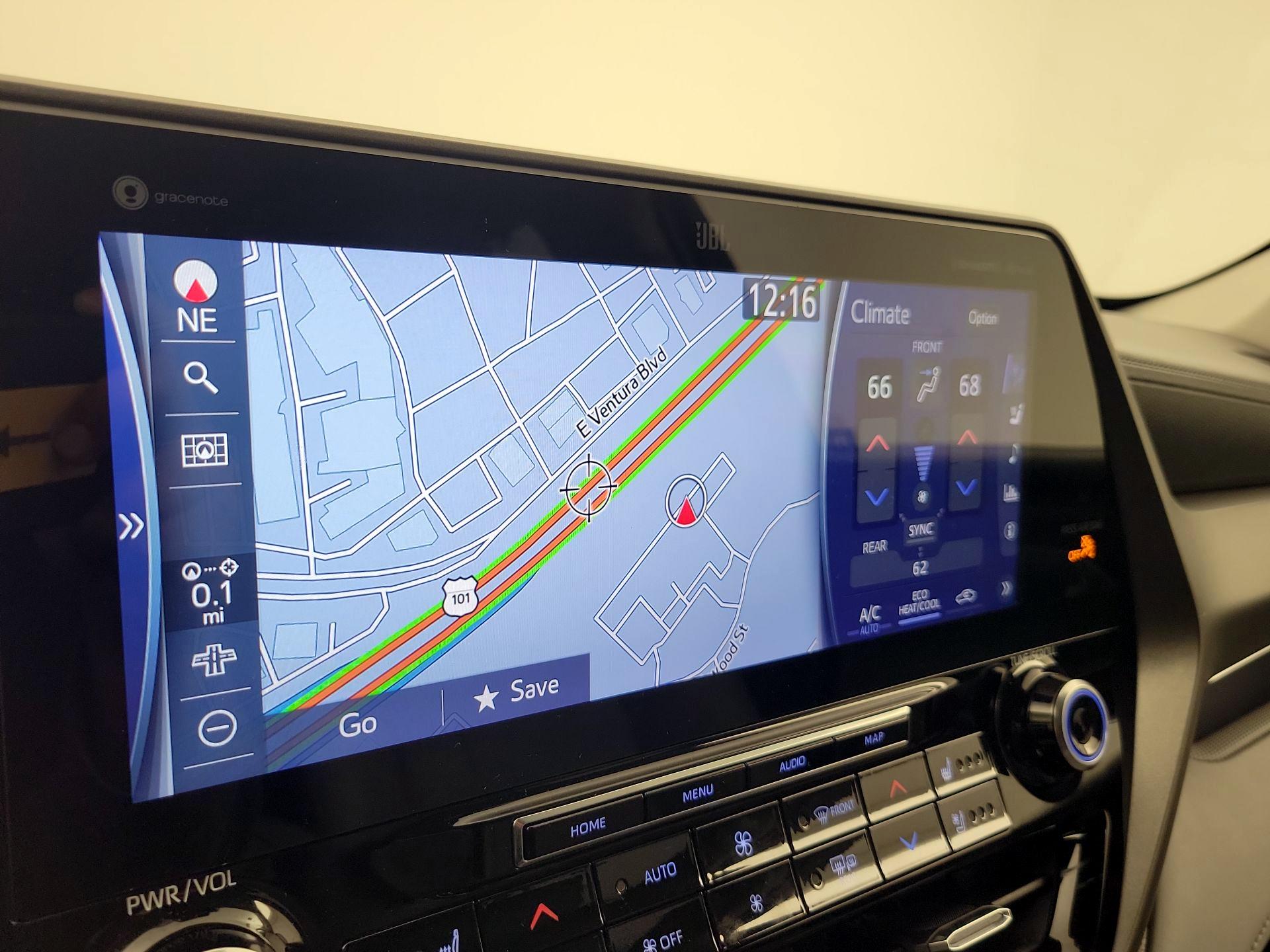 Thumbnail: 2021 Toyota Highlander - 14