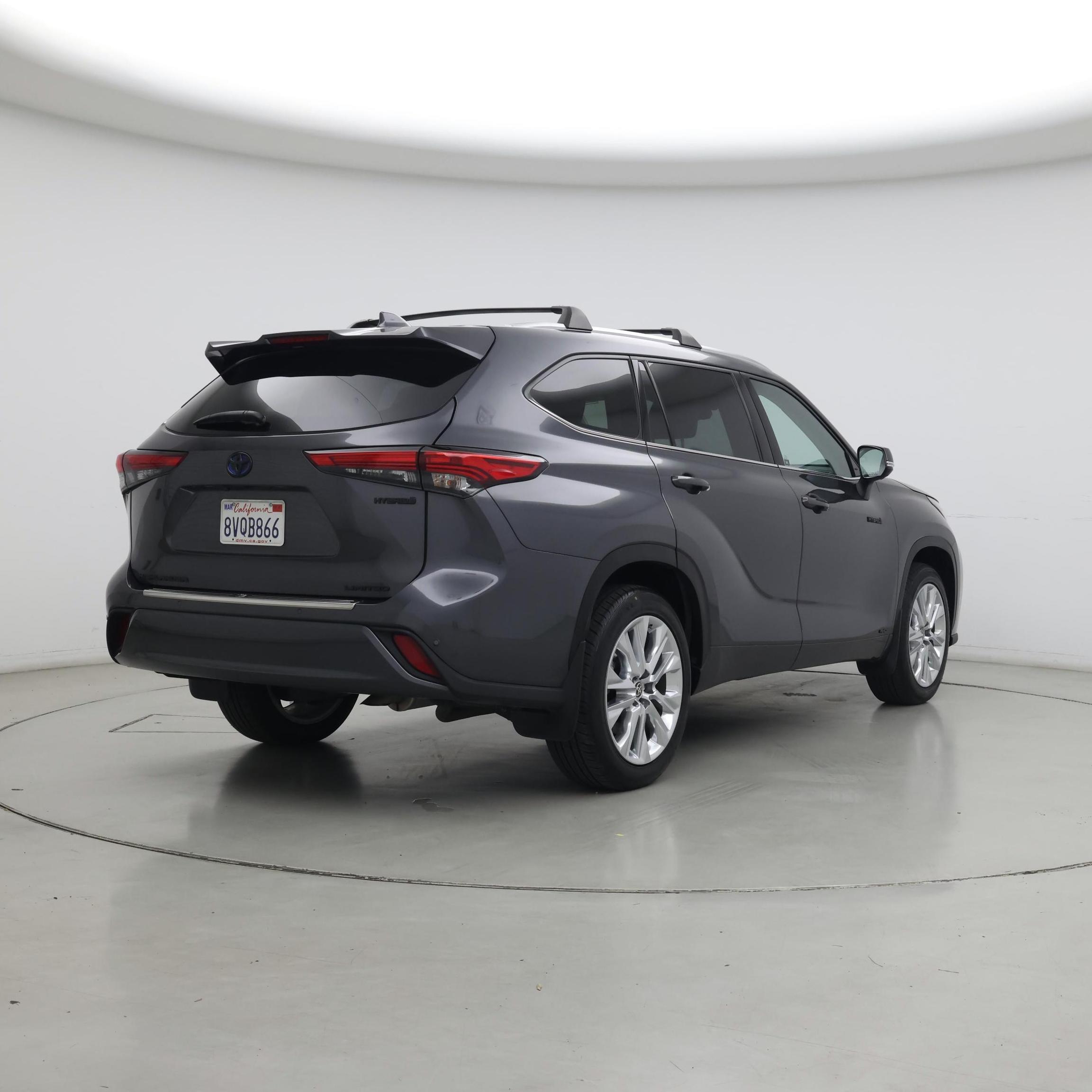 Thumbnail: 2021 Toyota Highlander - 8