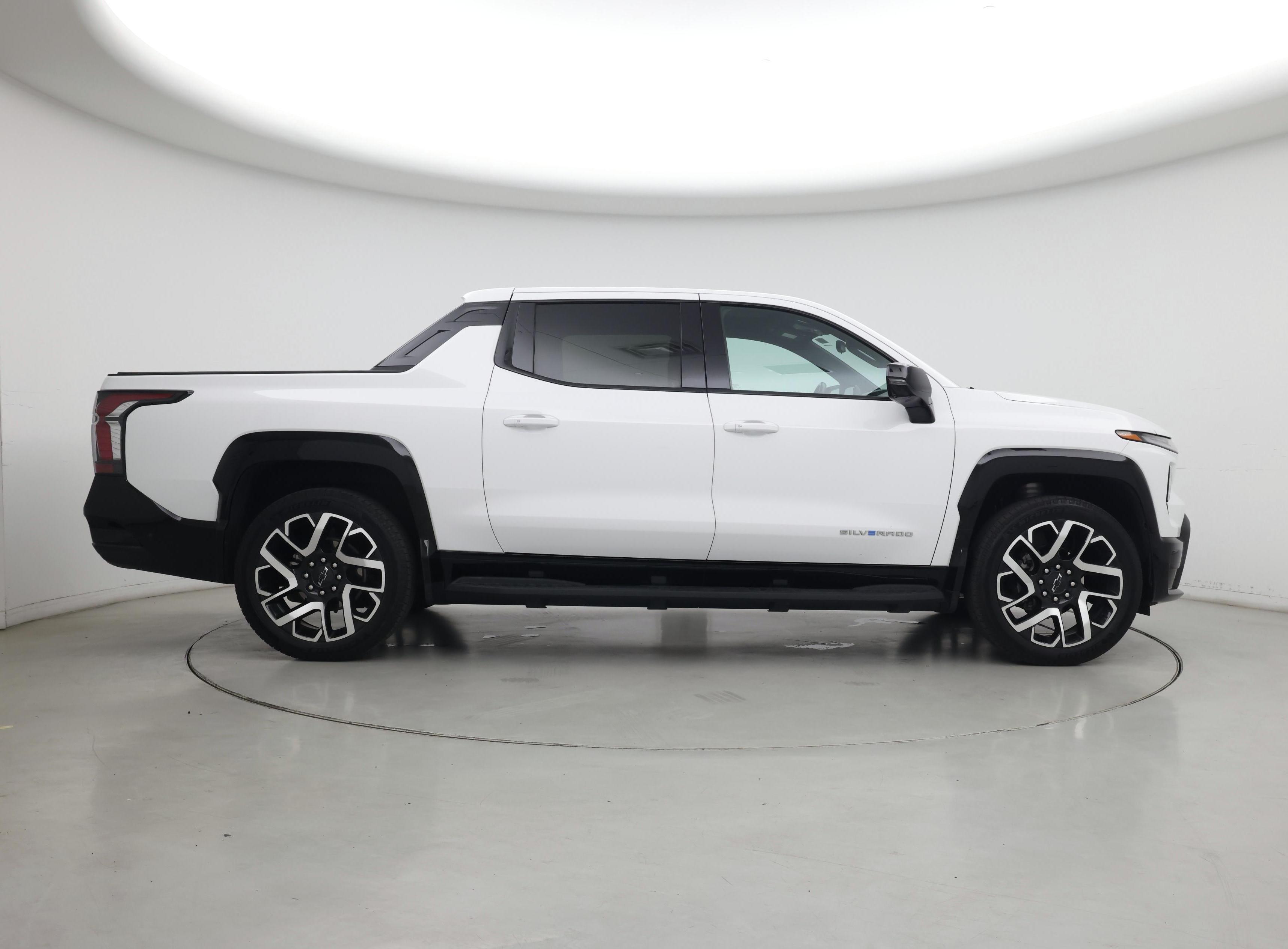 Thumbnail: 2024 Chevrolet Silverado EV - 7