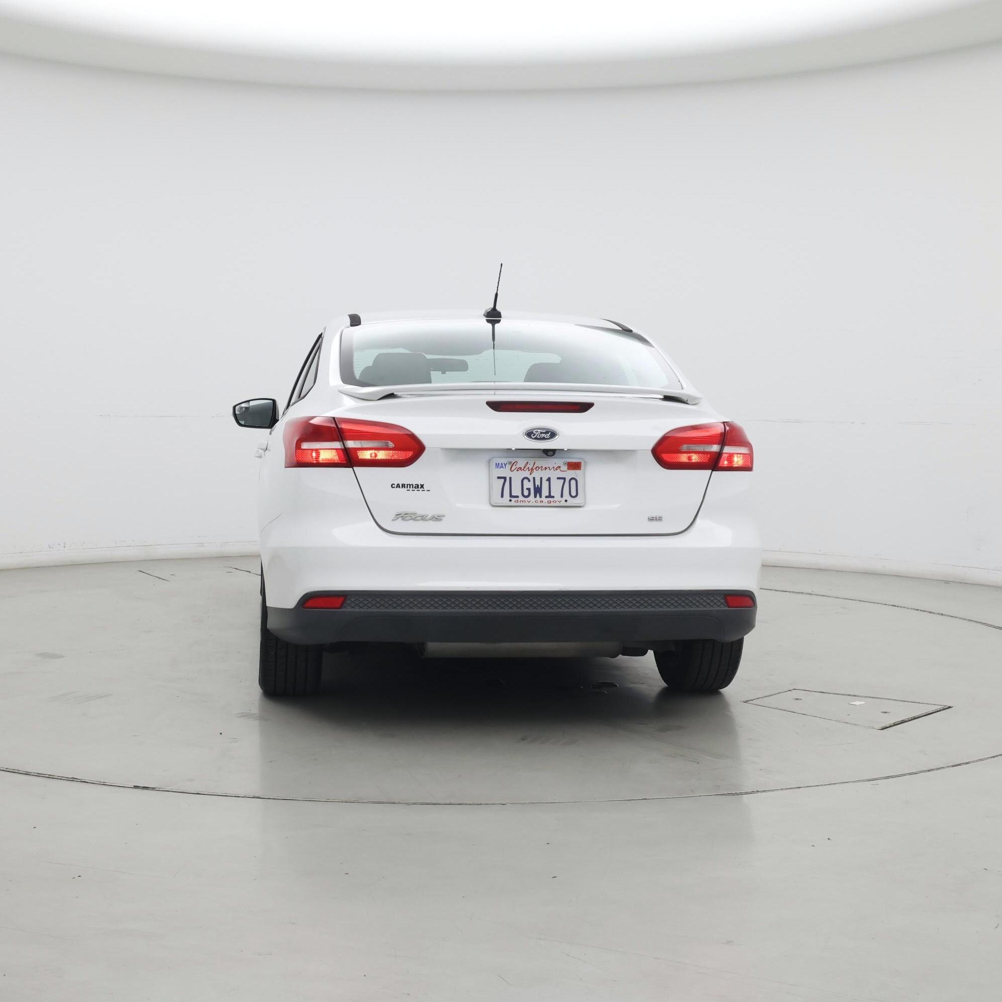 Thumbnail: 2015 Ford Focus - 6