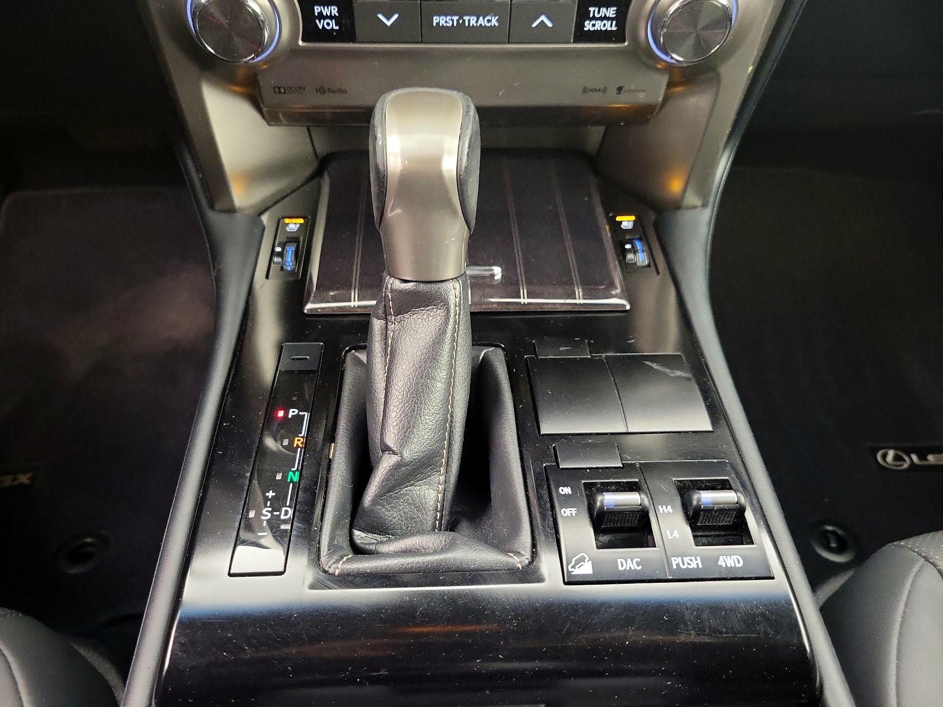 Thumbnail: 2020 Lexus GX - 18